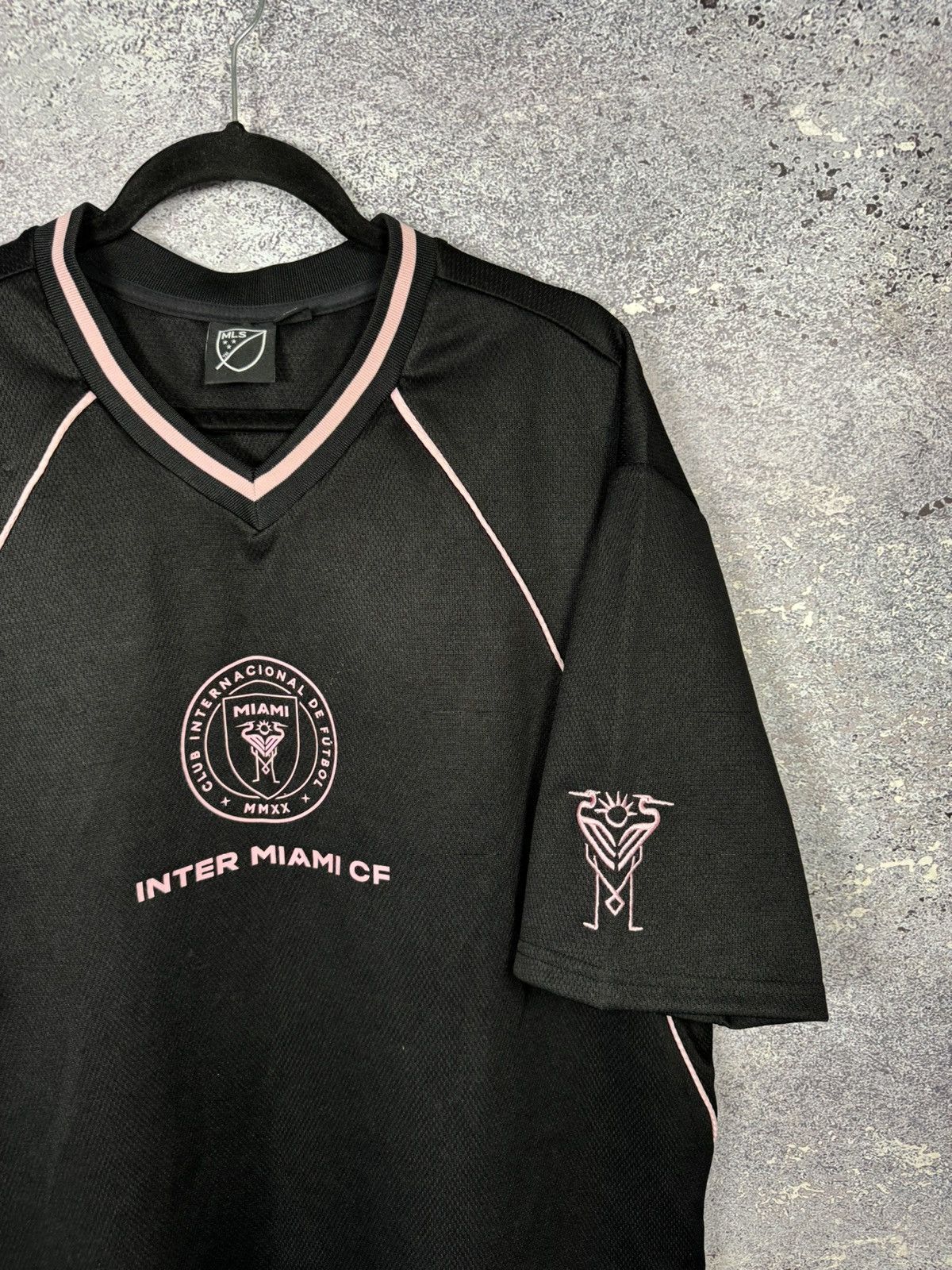 Other Inter Miami Official Black Big Logo Jersey XL Size US XL / EU 56 / 4 - 2 Thumbnail
