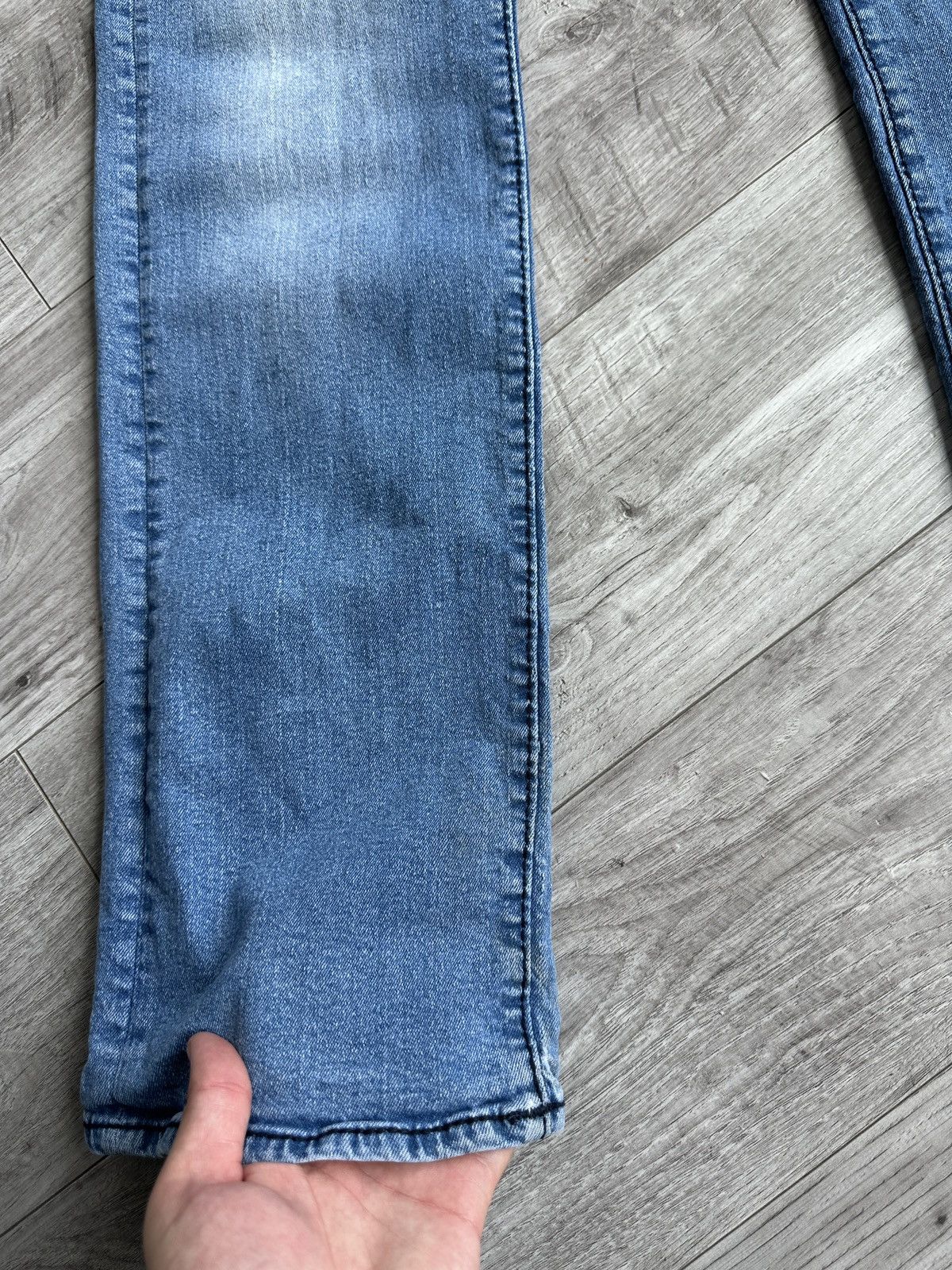 True Religion Relaxes Straight Fit men’s Y2K logo jeans