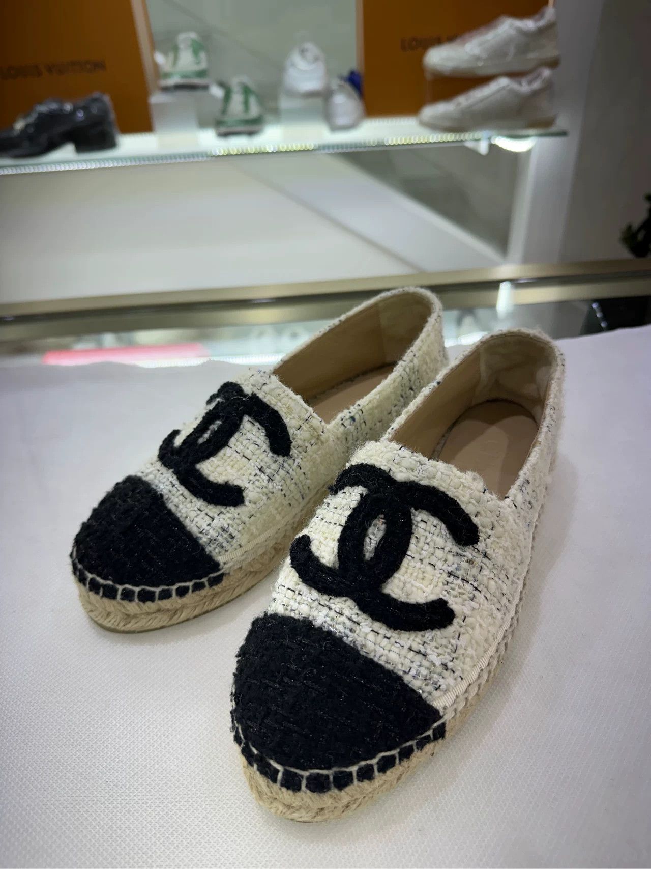 Chanel Chanel Tweed Espadrille Size 35 Size US 4 / IT 34 - 1 Thumbnail