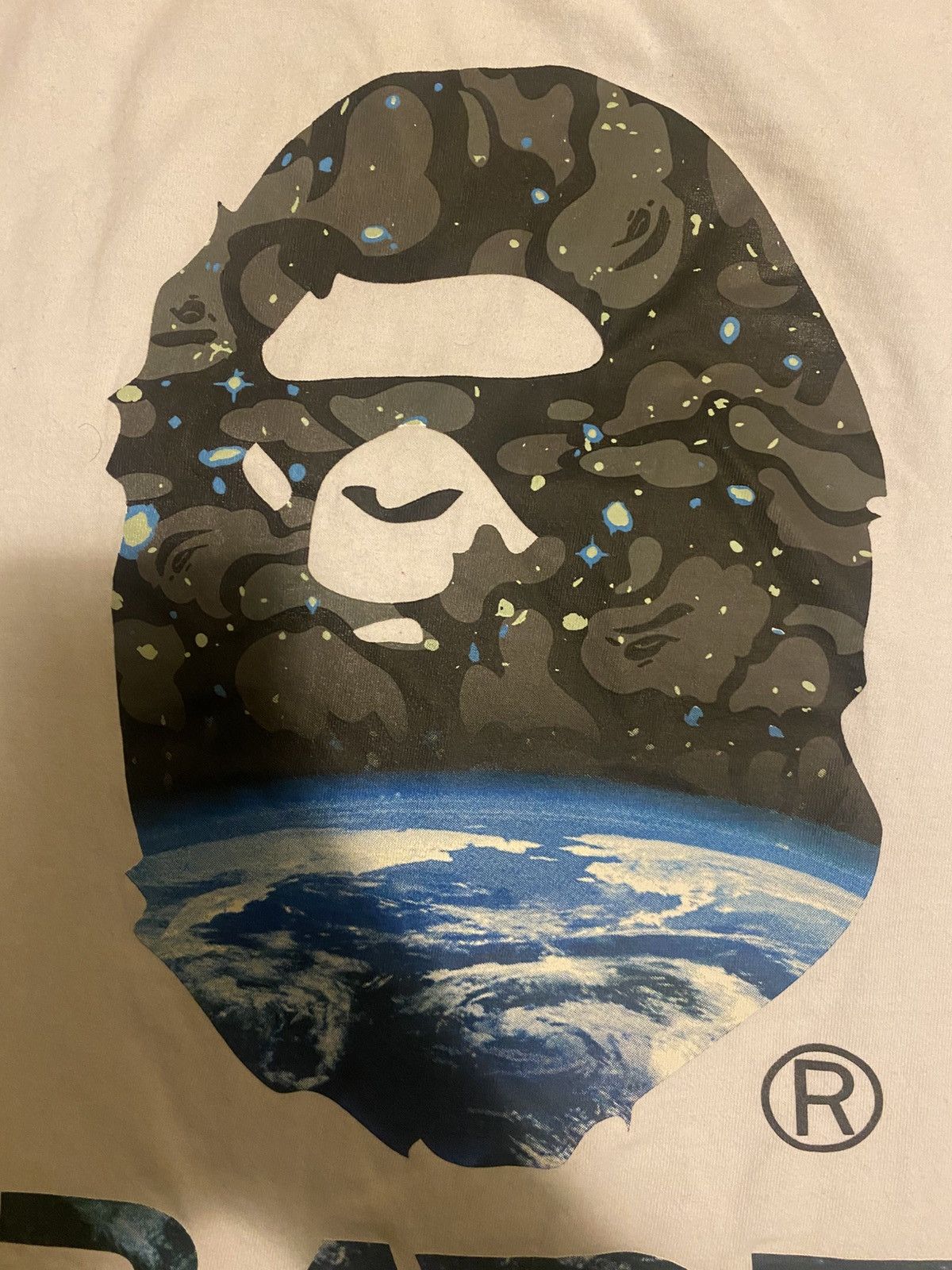 Bape Space Camo Ape Head tee Size US L / EU 52-54 / 3 - 2 Thumbnail