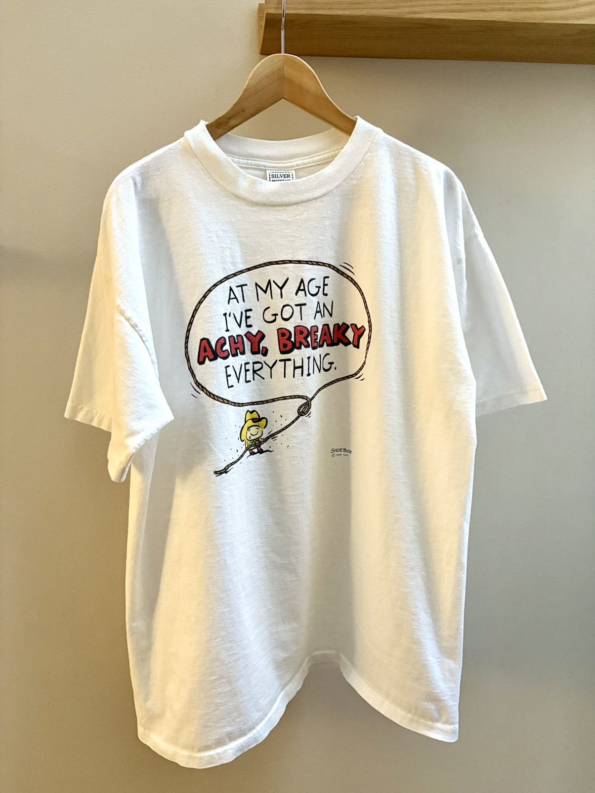 Vintage At My Age I’ve Got An Achy Breaky Everything VTG 90s t-shirt Size US XL / EU 56 / 4 - 1 Thumbnail