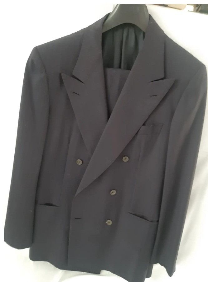 Brioni **SOLD** Brioni x Harrods Double-Breasted Navy Size 50R - 2 Thumbnail