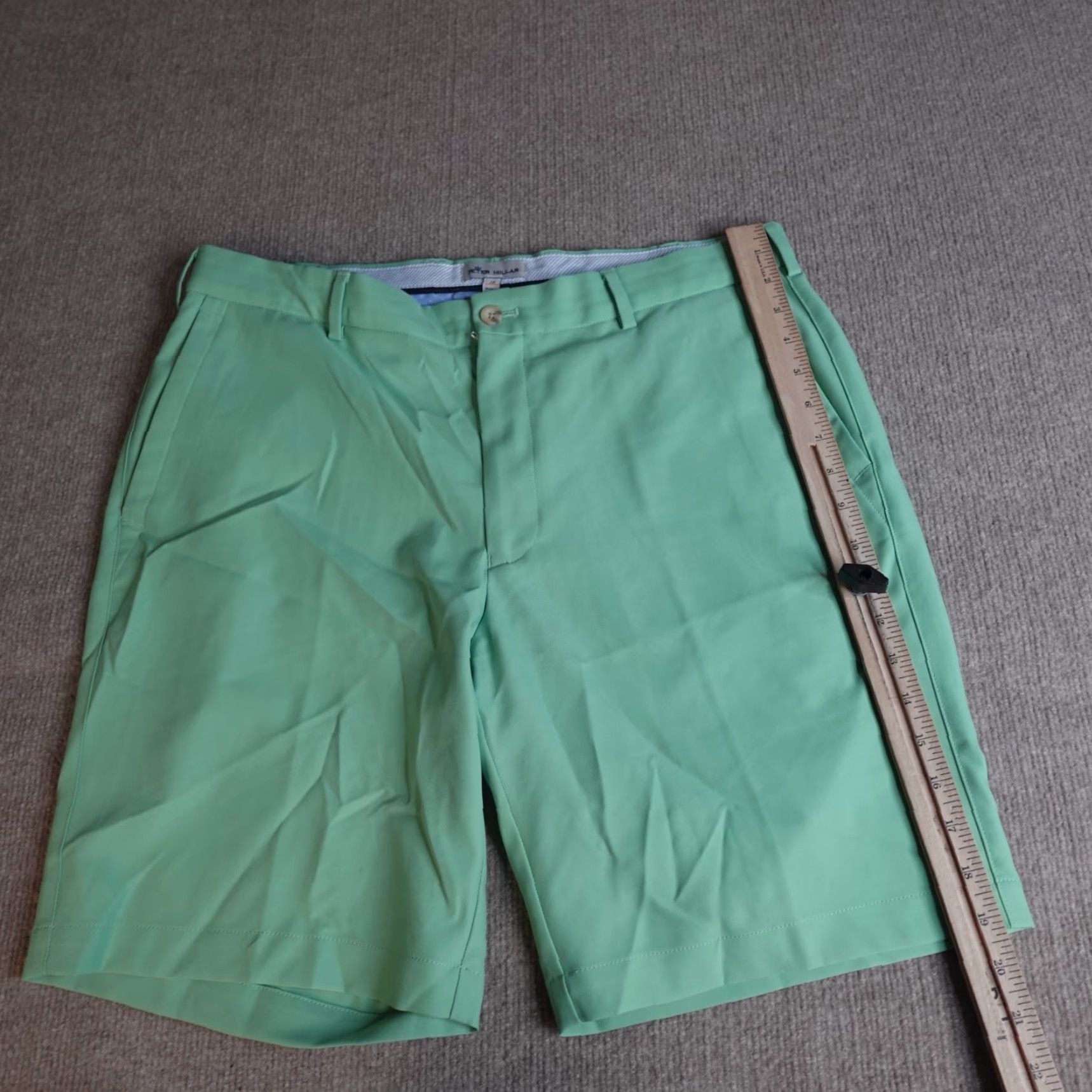 Peter Millar Peter Millar Shorts 35 Green Solid Performance 9" EB82 Mens Athletic Golf Size US 35 - 2 Thumbnail