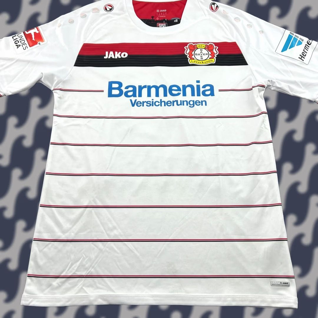 Vintage Bayer 04 Leverkusen 2016 2017 Third Football Jersey Shirt Mens L JAKO White Short Sleeve Round Neck Quick Dry Athletic Jersey Size US L / EU 52-54 / 3 - 1 Thumbnail