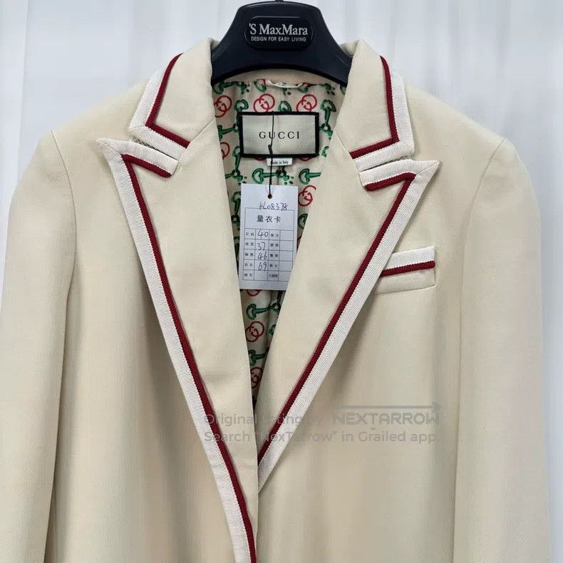 Gucci Gucci The inside is full of printed beige suit jacket Size S / US 4 / IT 40 - 3 Thumbnail