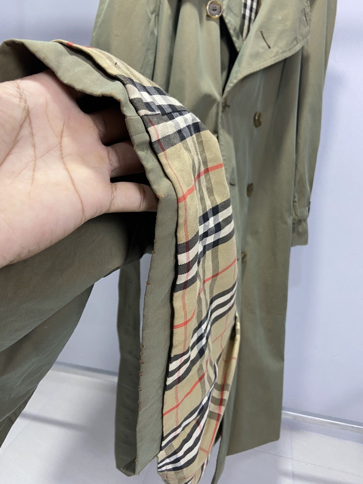 Burberry Vintage Burberrys Nova check Trench Coat Made in England Size US M / EU 48-50 / 2 - 12 Thumbnail