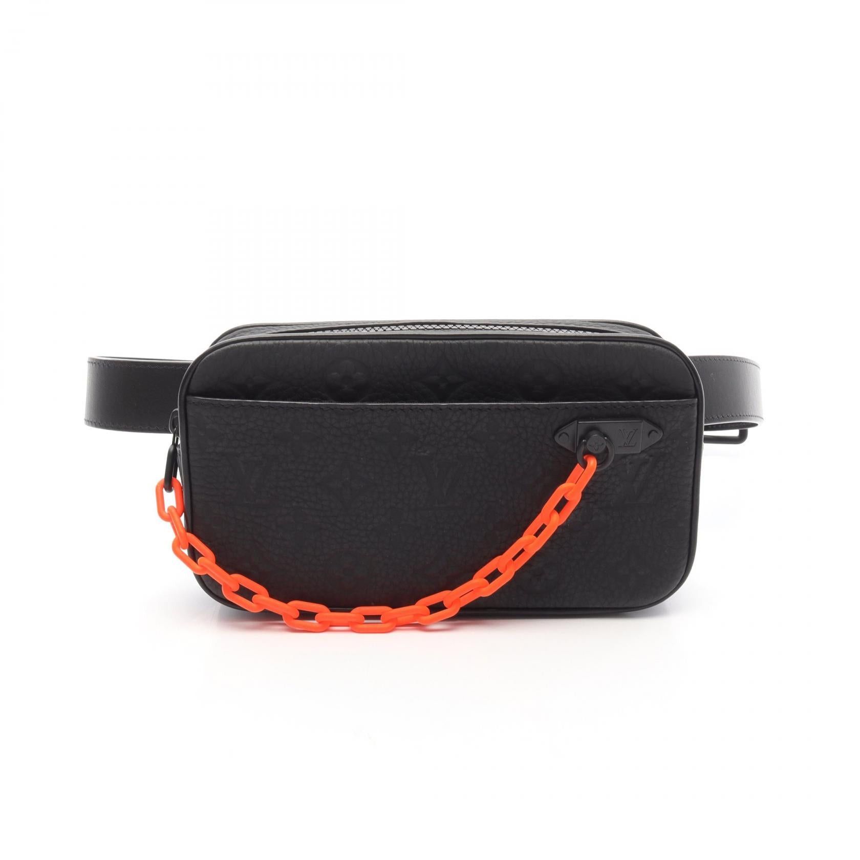 Louis Vuitton Pochette Volga Taurillon Monogram Noir Waist Bag