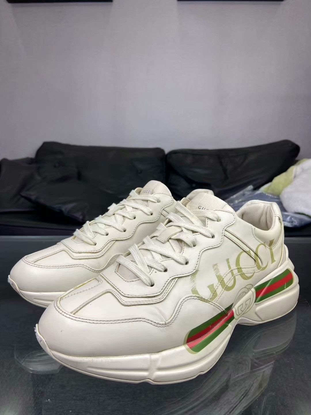 Gucci Gucci Printed Lowtop Sneakers 9 Men Size US 9 / EU 42 - 1 Thumbnail