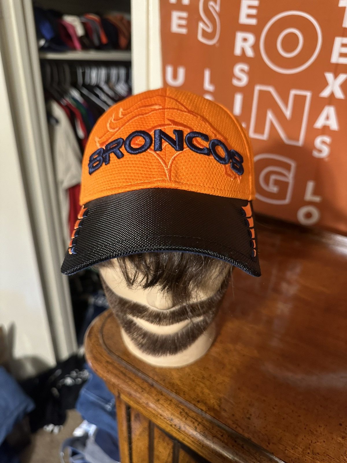 NFL × Vintage Vintage NFL Denver Broncos “triple orange” hat 00s Size ONE SIZE - 2 Thumbnail
