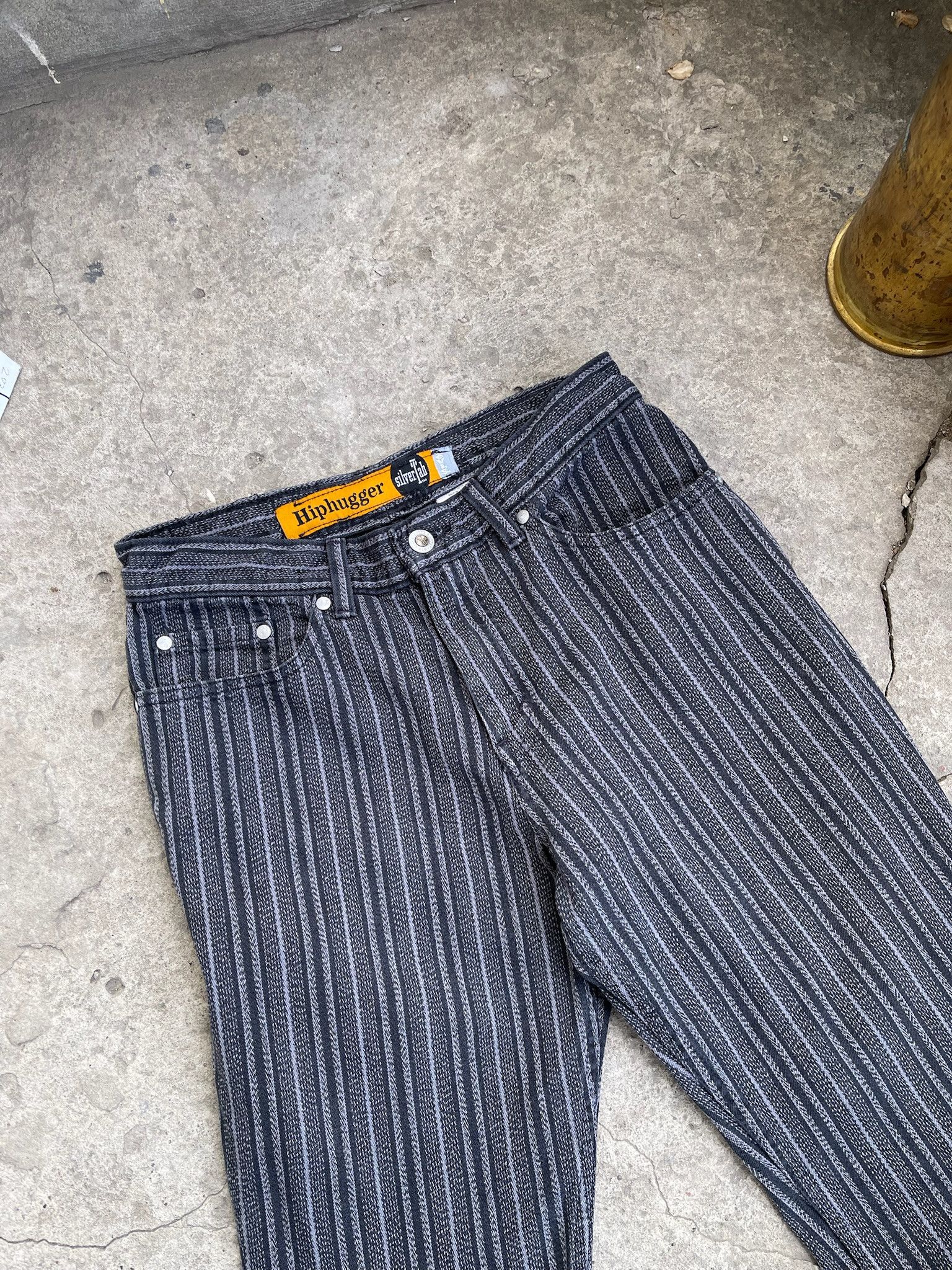 Levi's Vintage 1990s Levi’s Silver Tab Flare pants Jeans Size US 28 / EU 44 - 4 Thumbnail