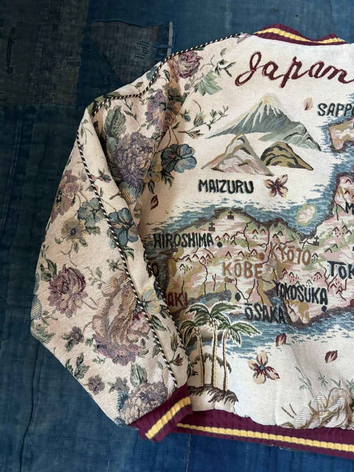 Kapital kapital Gobelin Souvenir Bomber Jacket Japan Size US L / EU 52-54 / 3 - 8 Thumbnail