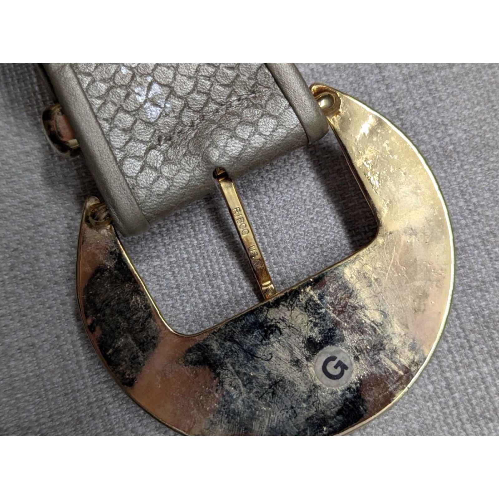 Vintage VINTAGE belt St Maarten Women Belt 26 in Golden Rhinestone Glam Hollywood 2" wide 31" length XS/S Size ONE SIZE - 4 Thumbnail