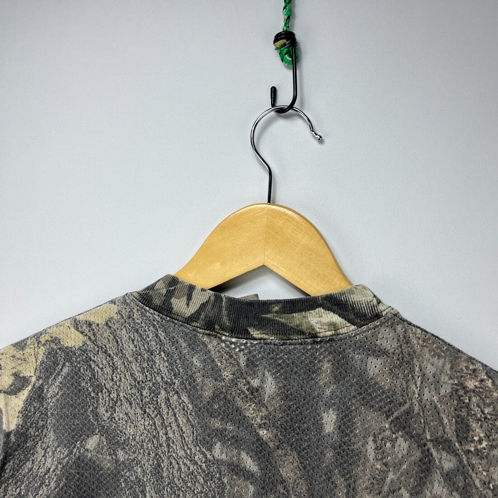 Vintage Vintage '90s Realtree Camo T-Shirt Large Size US L / EU 52-54 / 3 - 8 Thumbnail