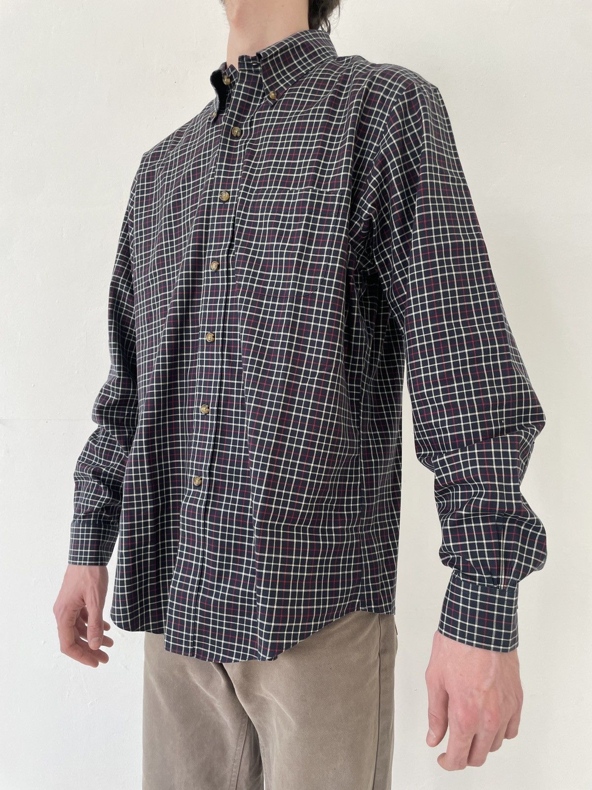 Brooks Brothers Brooks Brothers Purple Striped Dress Shirt Classic Fit L Size US L / EU 52-54 / 3 - 1 Thumbnail