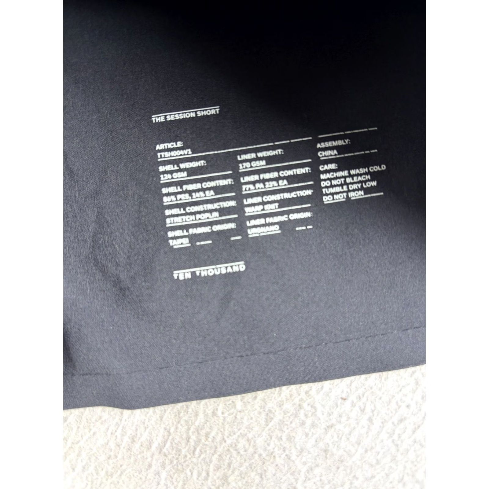 Ten Thousand Ten Thousand Session Shorts Men’s Size M Black 7" Inseam Camouflage Athletic Polyester Blend Adjustable Waist Breathable Liner Size US 31 - 3 Thumbnail