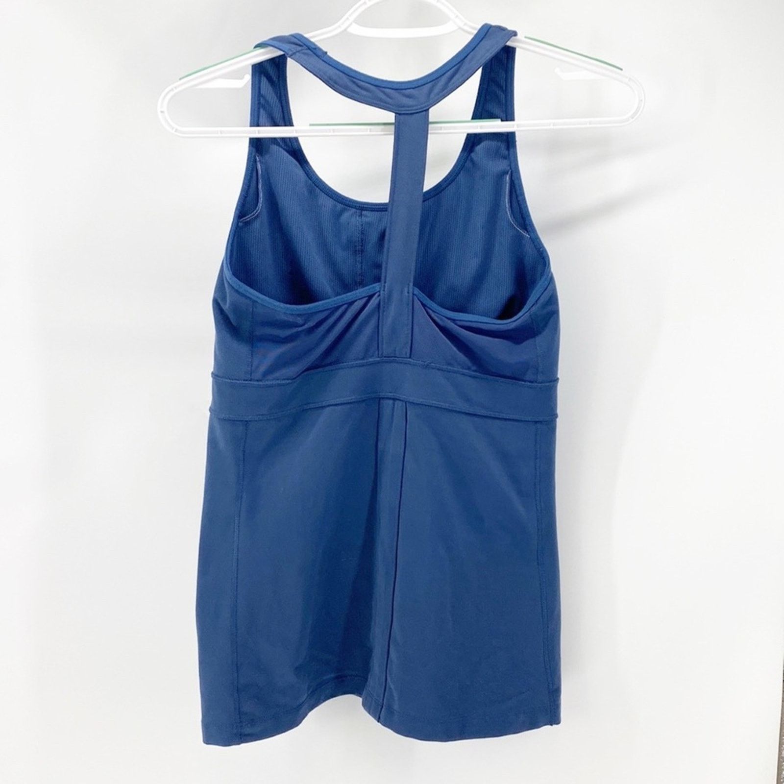 Athleta Athleta Stunner t strap athletic shelf bra tank Top sz S Size S / US 4 / IT 40 - 7 Thumbnail