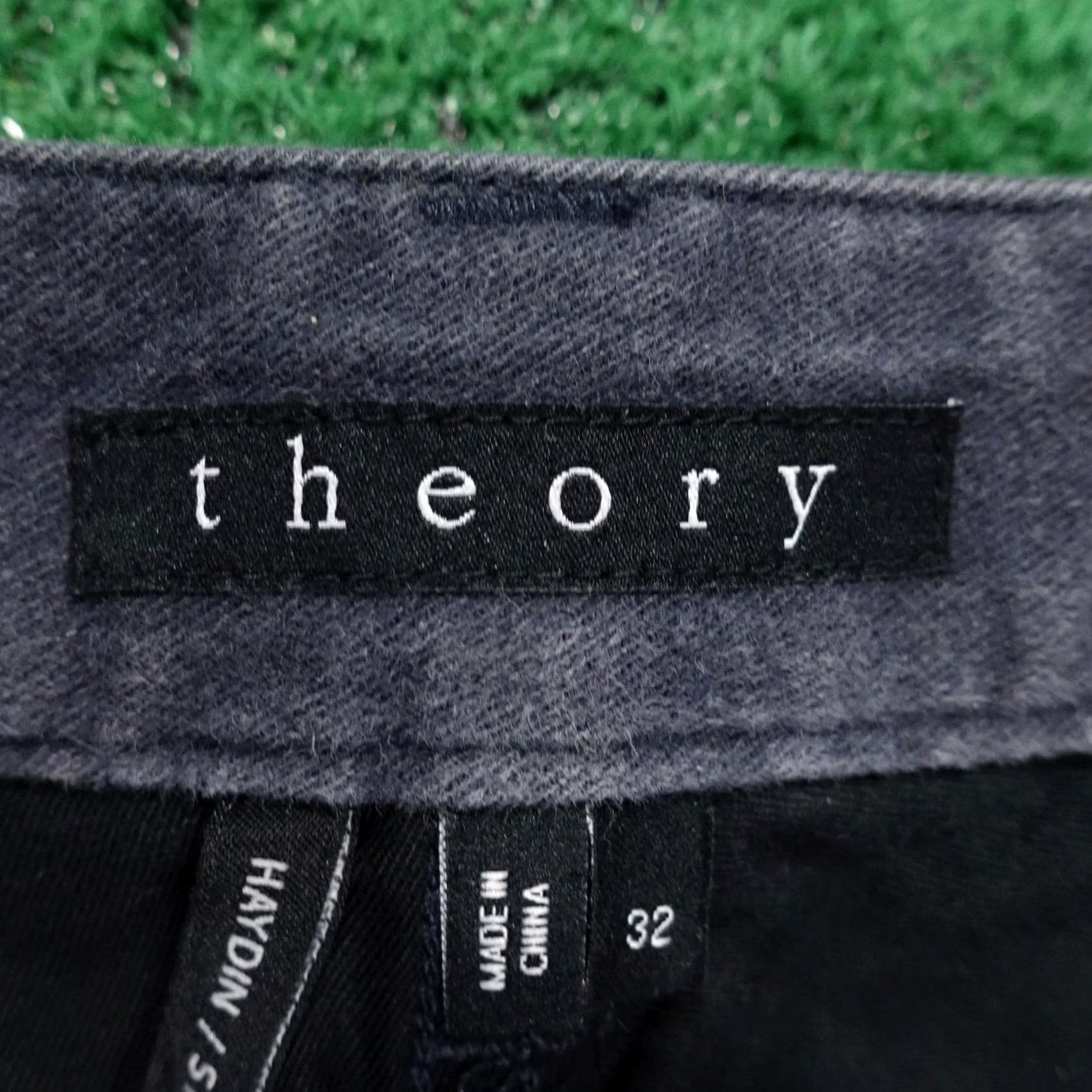Theory Theory Pants Mens 32 Gray Haydon Straight Slim Fit Chino Cotton 27 Inseam Etc Pocket 5-Pocket Denim Front Zip Belt Loops Regular Size 33 Waist Size US 32 / EU 48 - 6 Thumbnail