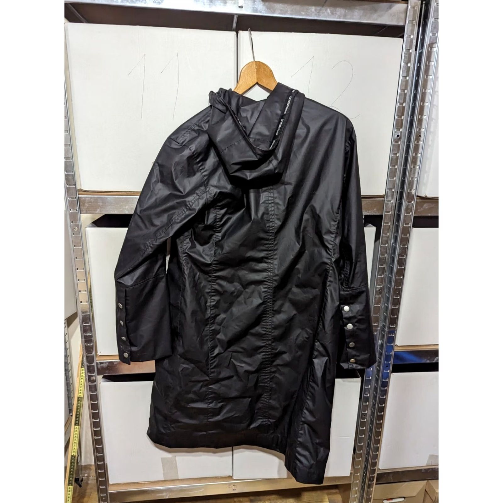 Ilse Jacobsen Ilse Jacobsen Hornbaek Womens Rain Coat Size M Black Hooded Full Zip Quick Dry Size M / US 6-8 / IT 42-44 - 2 Thumbnail