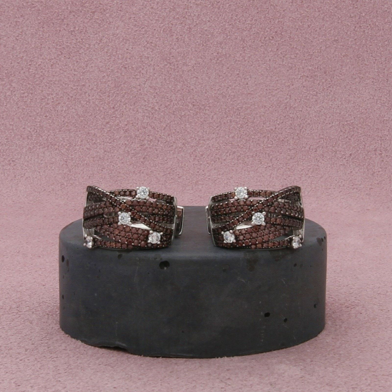 Sterling Silver sterling silver round-cut cz huggie hoop earrings Size ONE SIZE - 1 Thumbnail