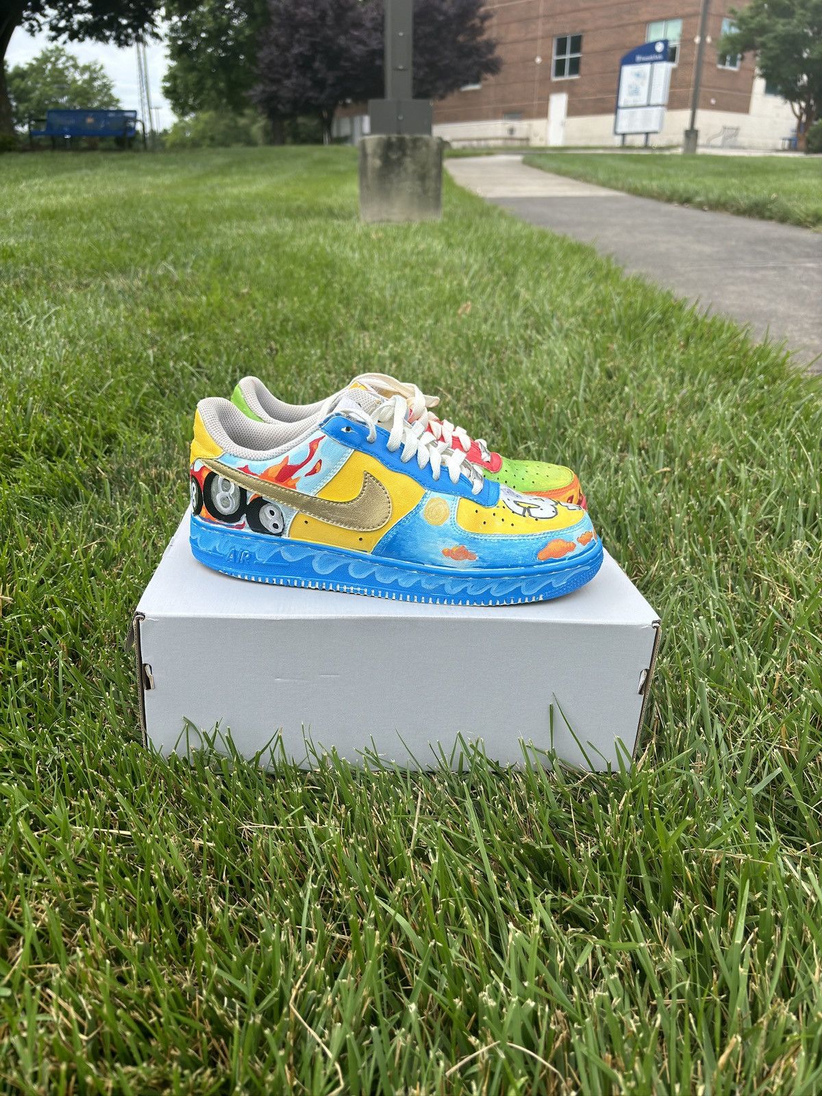 Nike Custom Painted Nike AF1 Size US 10 / EU 43 - 11 Thumbnail