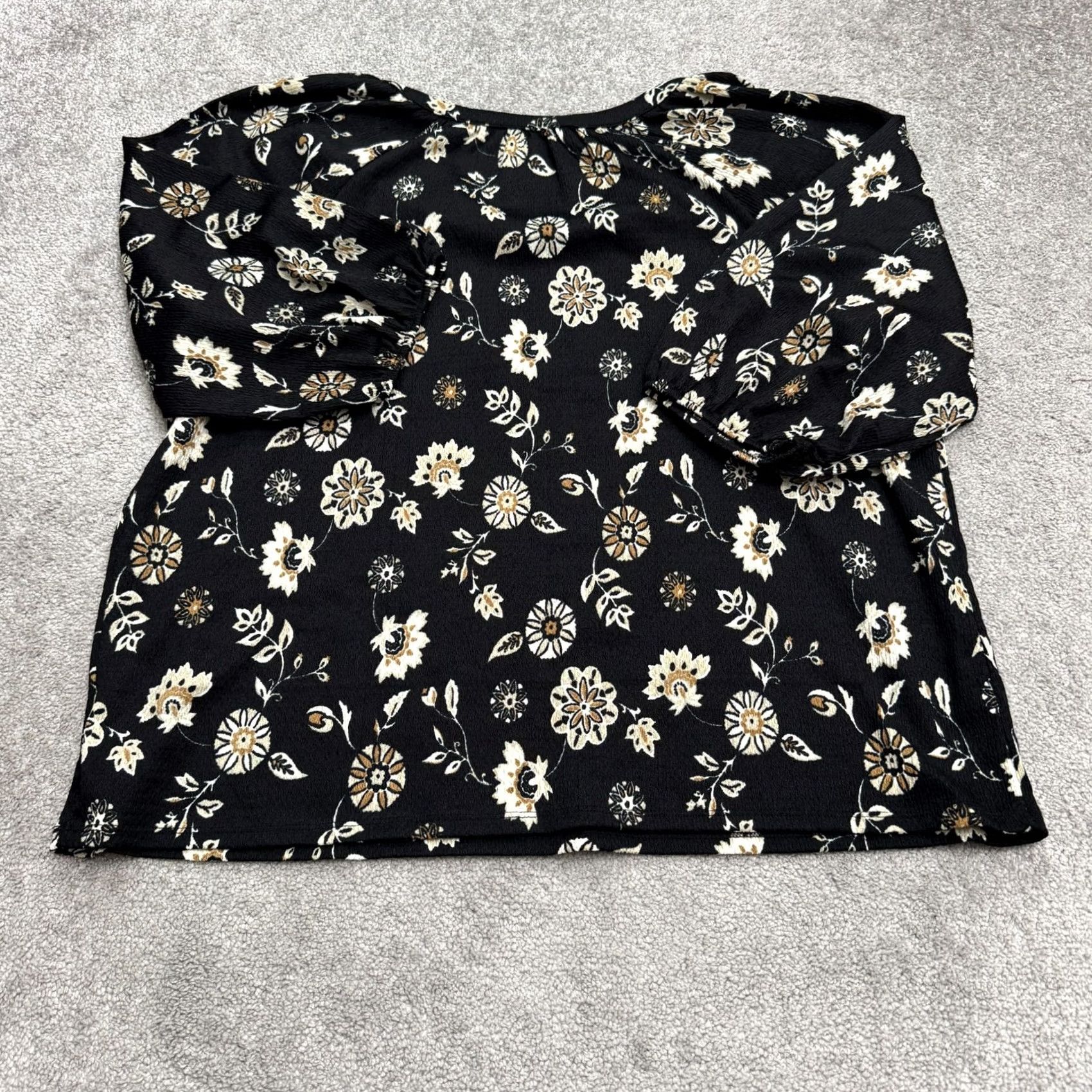 Vintage Croft & Barrow Blouse 3/4 Puff Sleeve V-Neck Womens XXL Black Floral Boho Casual Shirt Size XXL / US 16-18 / IT 52-54 - 2 Thumbnail