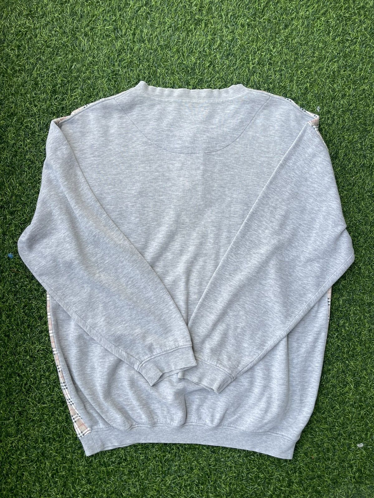 Burberry Rare!!! Burberry Sweatshirt front printed Japan! Size US M / EU 48-50 / 2 - 4 Thumbnail