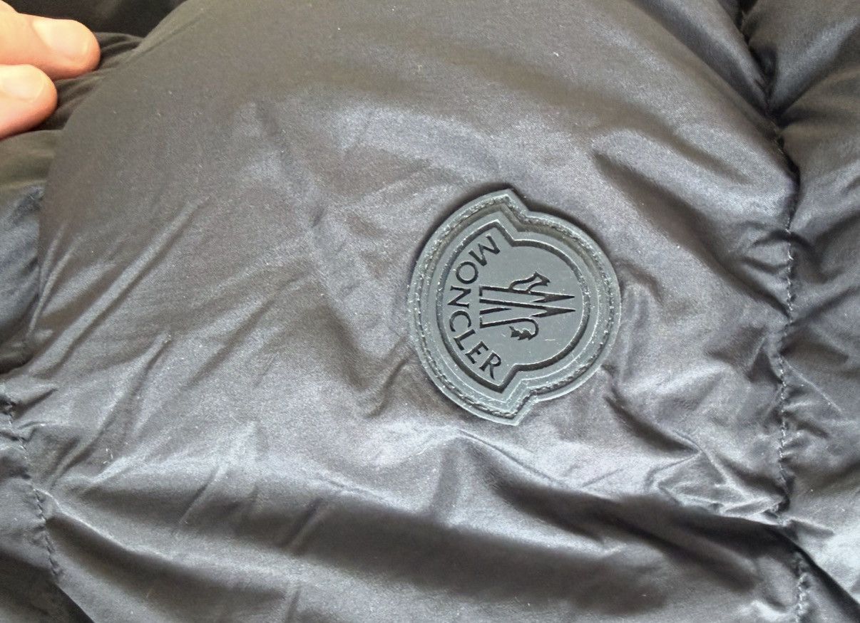 Moncler Moncler madeira size 4 Size US XL / EU 56 / 4 - 3 Thumbnail