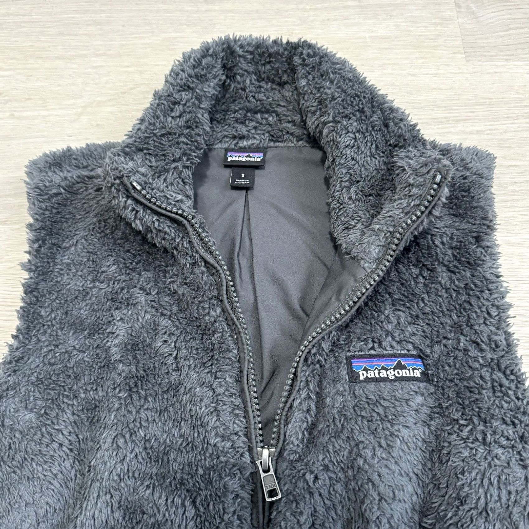 Patagonia Patagonia Vest Smolder Blue Full Zip Sleeveless Mid-Length Women’s Small Regular Lining Polyester Outdoor Modern Jacket Pattern: Solid Size S / US 4 / IT 40 - 6 Thumbnail