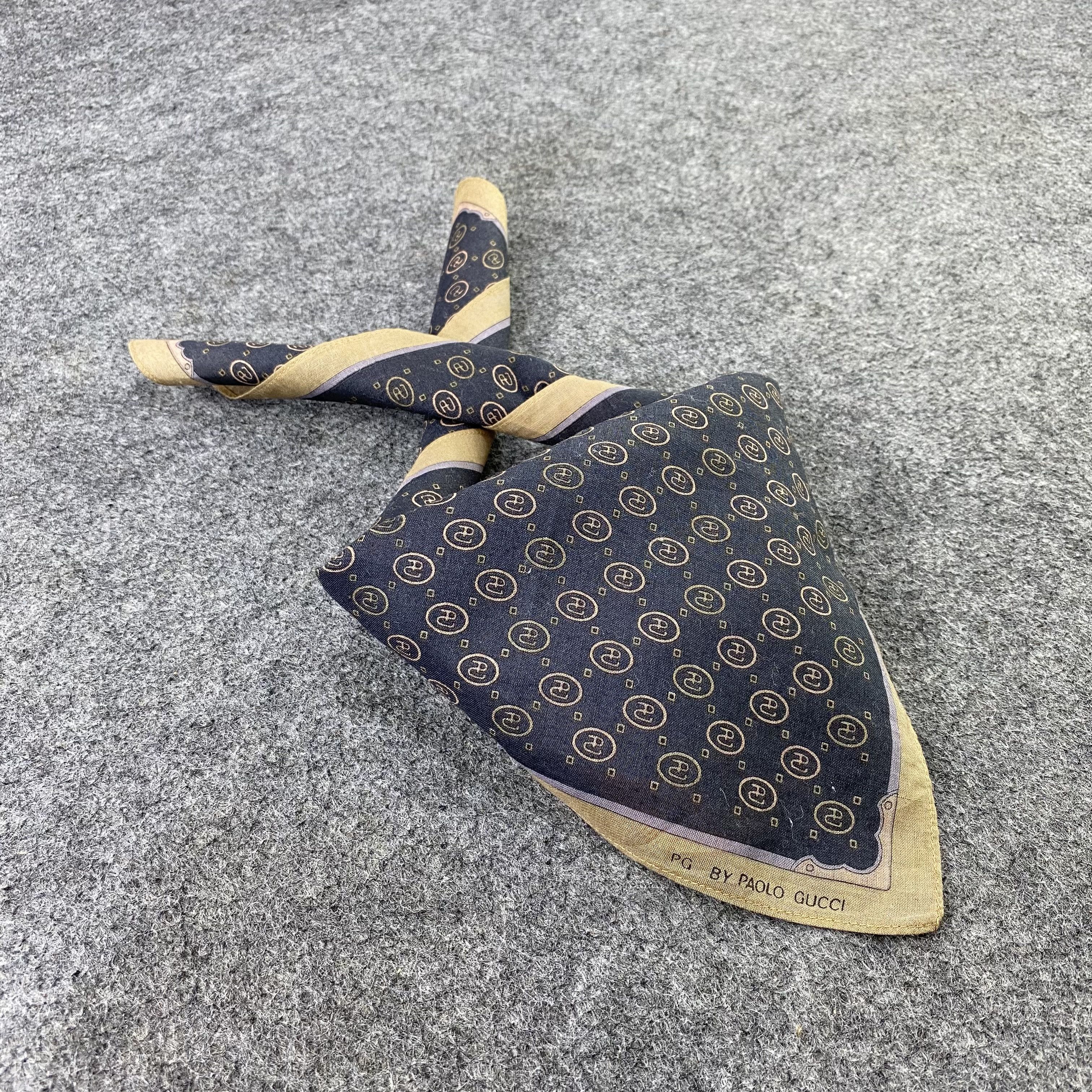 Paolo Gucci Paolo Gucci Handkerchief / Bandana / Neckerchief-B763 Size ONE SIZE - 1 Thumbnail