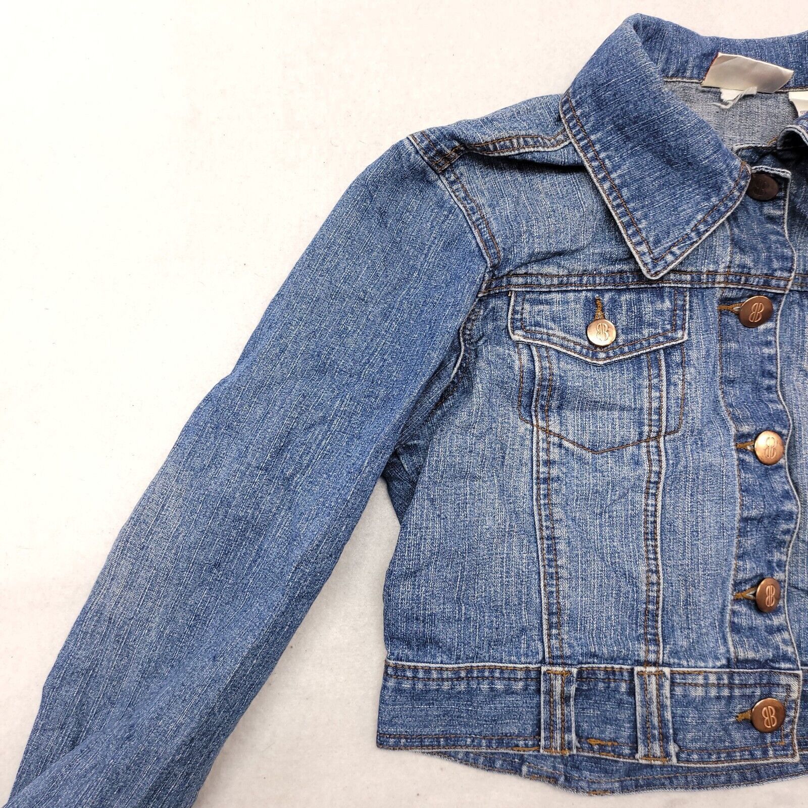Bill Blass Bill Blass Casual Button Up Denim Jacket Womens Size PM Blue Size M / US 6-8 / IT 42-44 - 4 Thumbnail