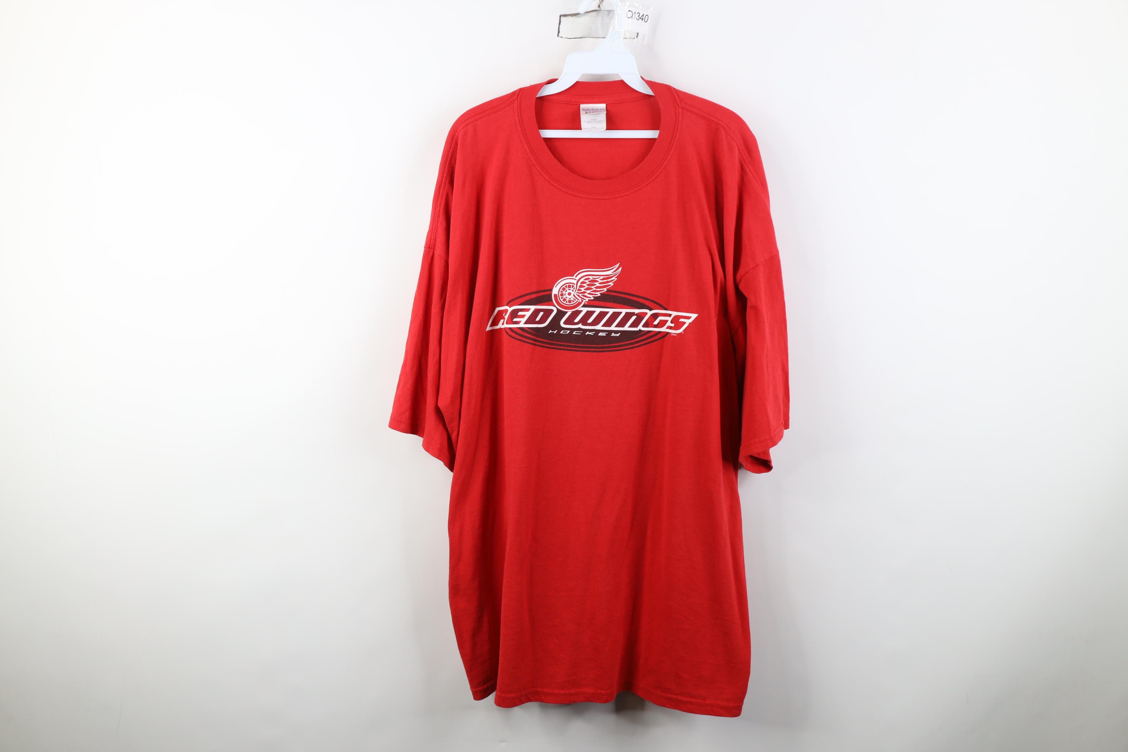 Vintage Vintage 2002 Stanley Cup Champions Wings Hockey T-Shirt Size US XXL / EU 58 / 5 - 1 Thumbnail