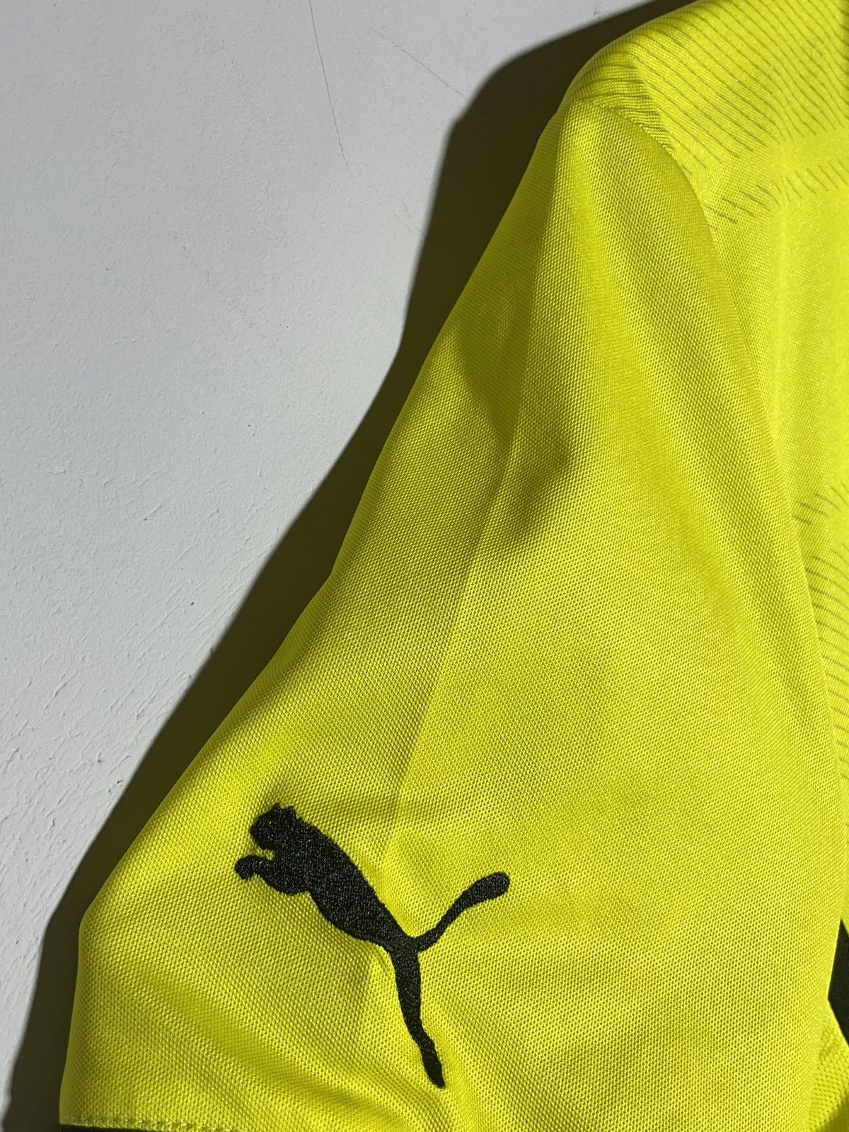 Puma #11 Reus Borussia Dortmund BVB Puma 2013/14 Home Football Size US L / EU 52-54 / 3 - 8 Thumbnail