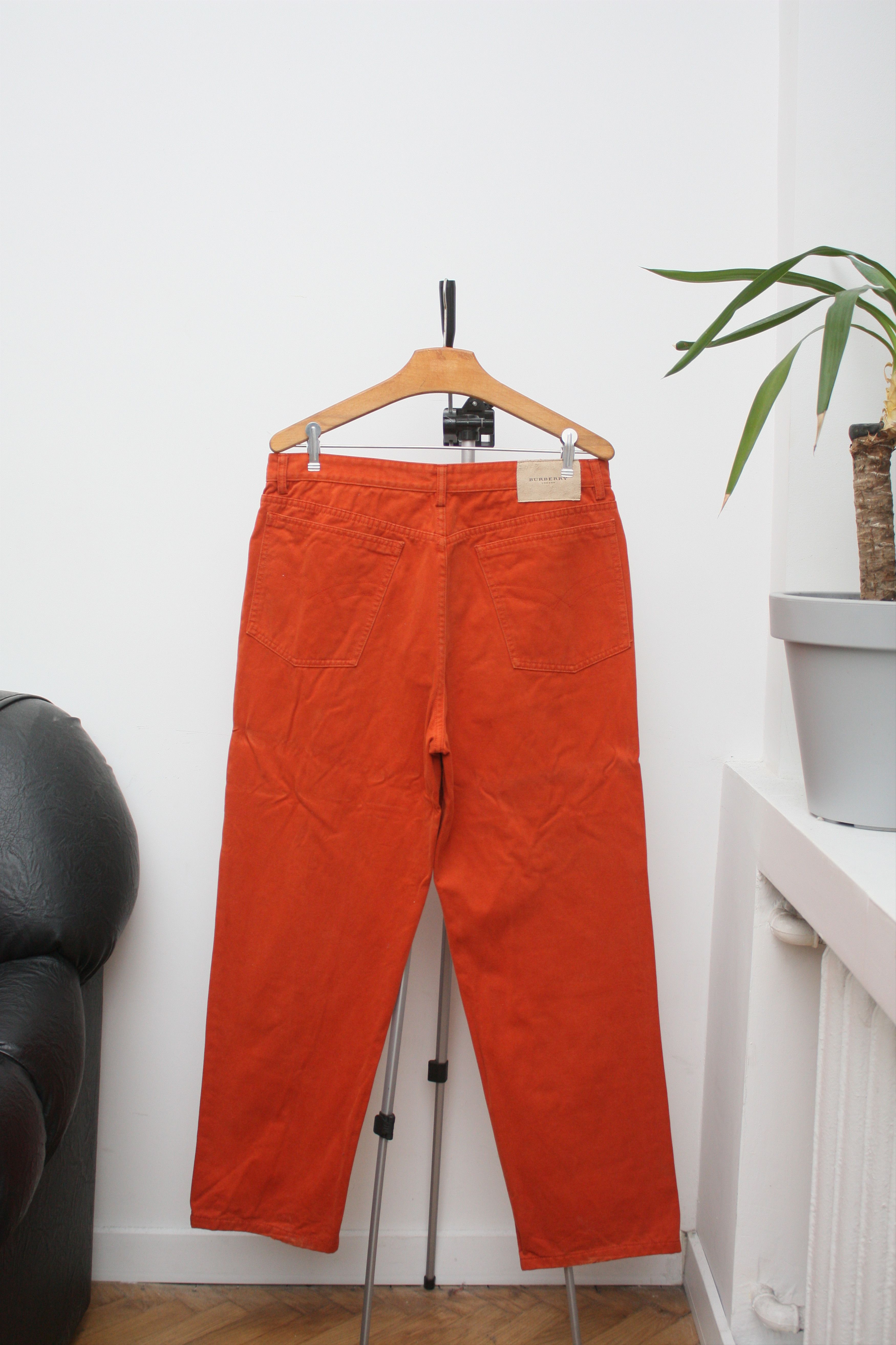 Burberry Burberry Orange Vintage Casual Pants 48 Made In Spain Size US 32 / EU 48 - 2 Thumbnail
