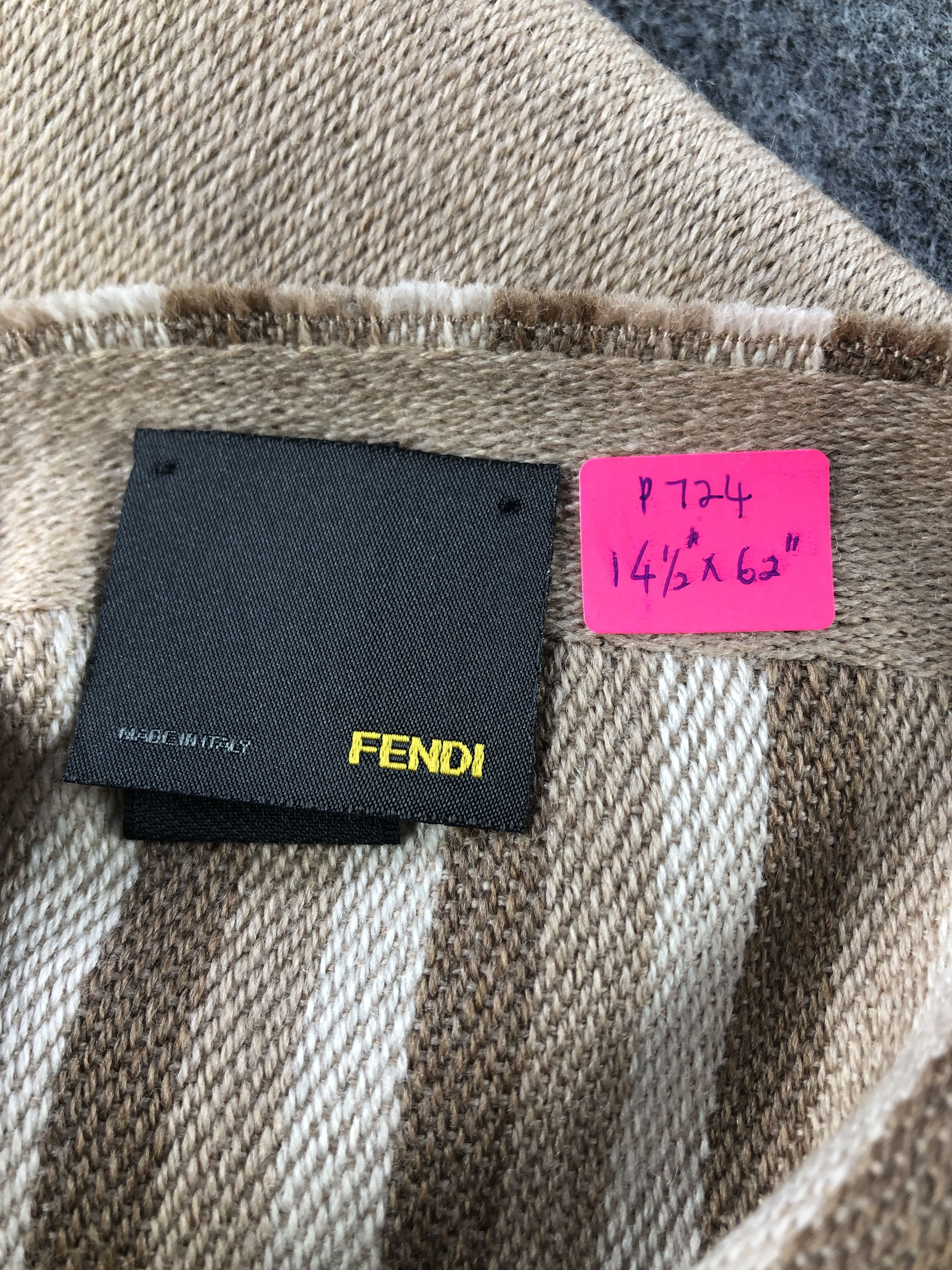Fendi Fendi Scarf / Muffler / Neckwear P724 Size ONE SIZE - 7 Thumbnail