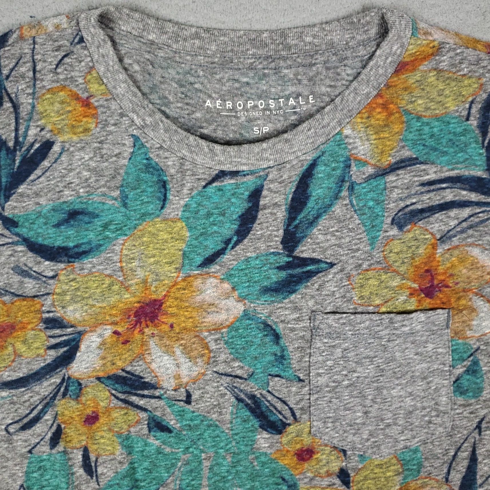 Aeropostale Aeropostale Gray Floral Regular Fit Short Sleeve T-Shirt Adult Small Size US S / EU 44-46 / 1 - 2 Thumbnail