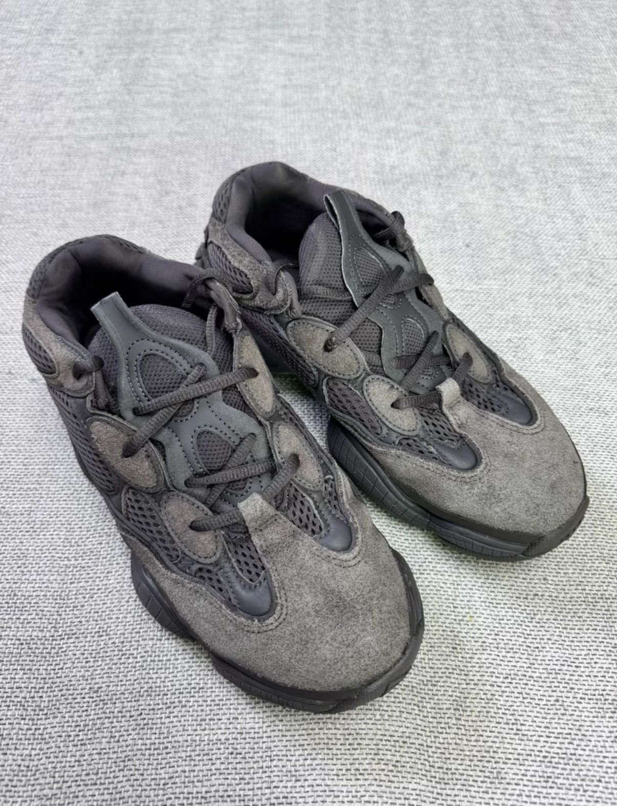 Adidas Adidas Yeezy 500 Utility Black K37 Size US 9 / EU 42 - 8 Thumbnail