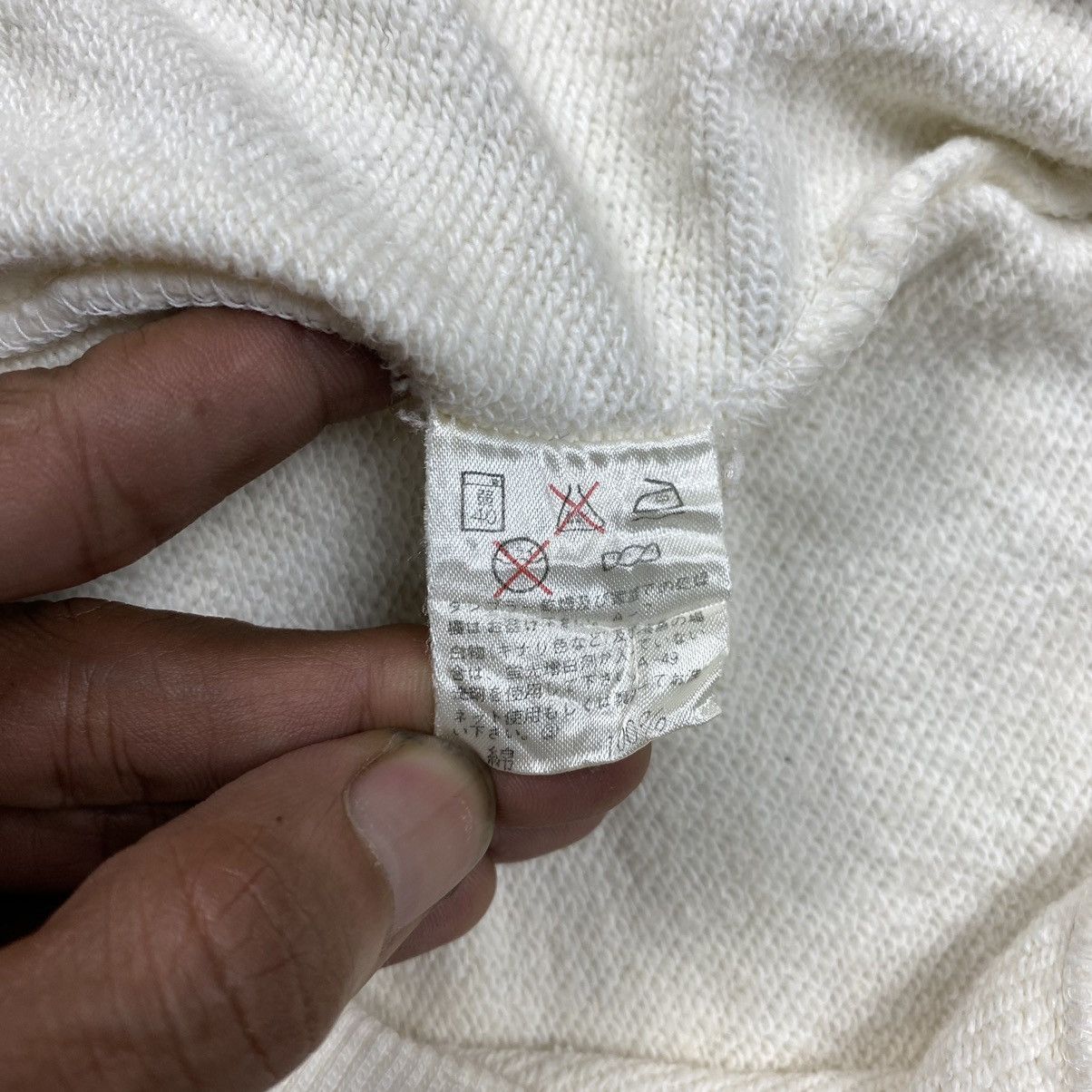 Issey Miyake vintage 90s issey miyake care label print sweatshirt Size M / US 6-8 / IT 42-44 - 6 Thumbnail