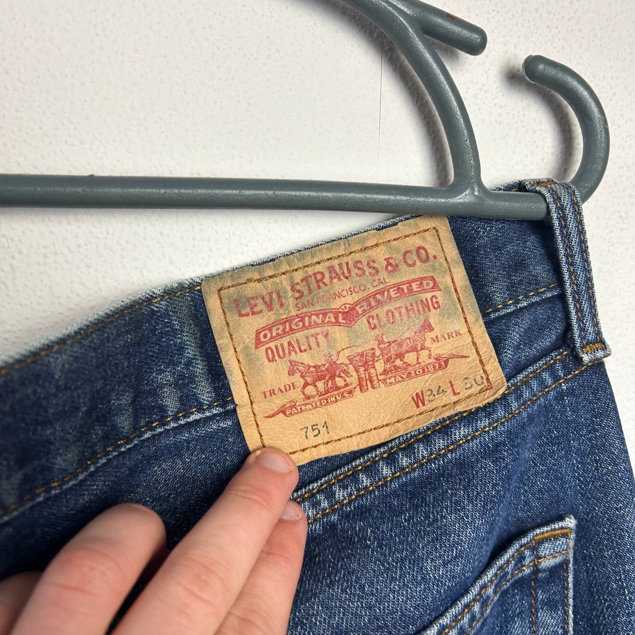 Levi's Vintage Clothing vintage levis 751 Baggy Blue denim streetwear jeans Size US 34 / EU 50 - 5 Thumbnail