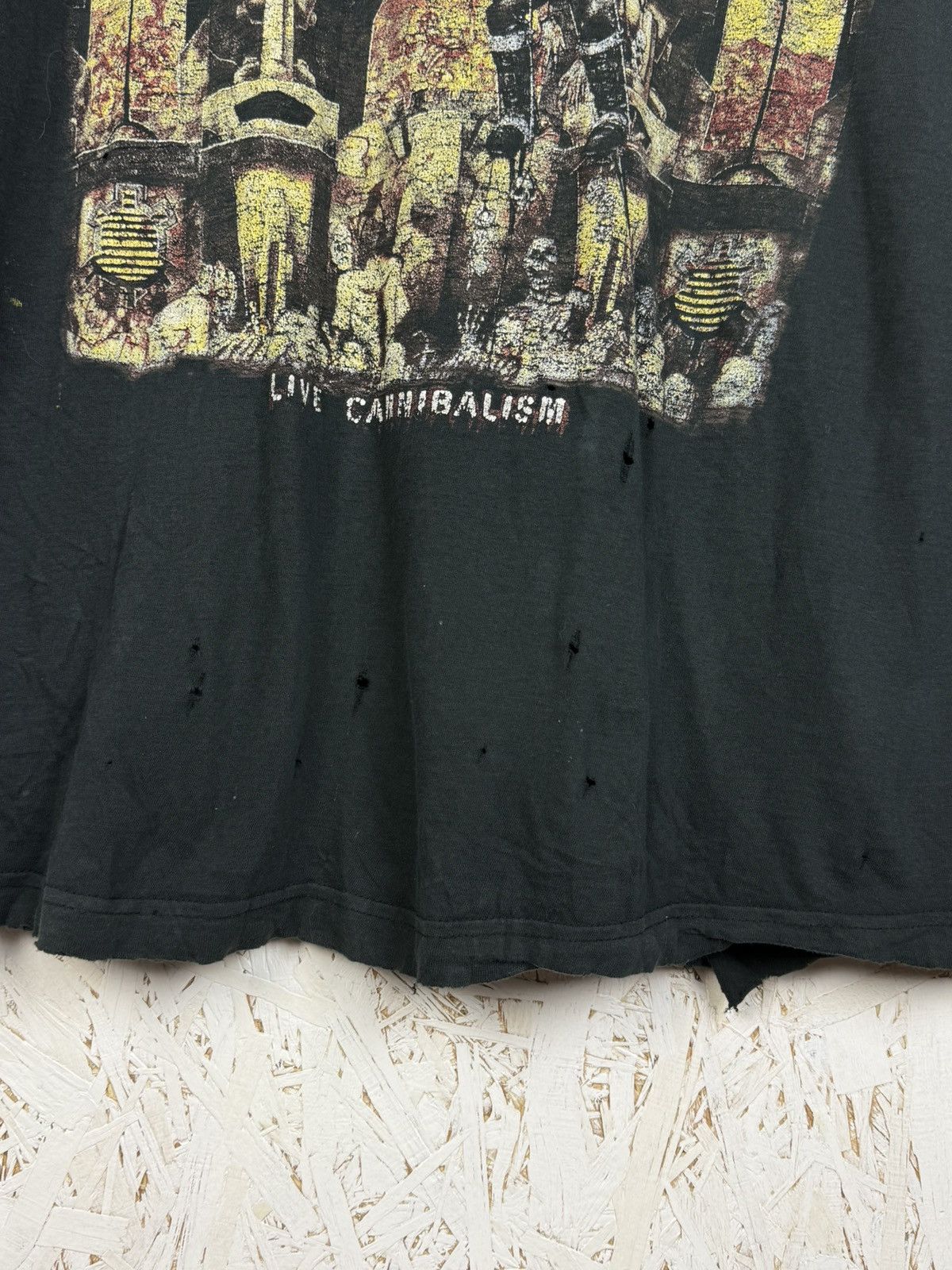 Band Tees Vintage Cannibal Corpse Live Cannibalism Distressed T-Shirt Size US L / EU 52-54 / 3 - 3 Thumbnail