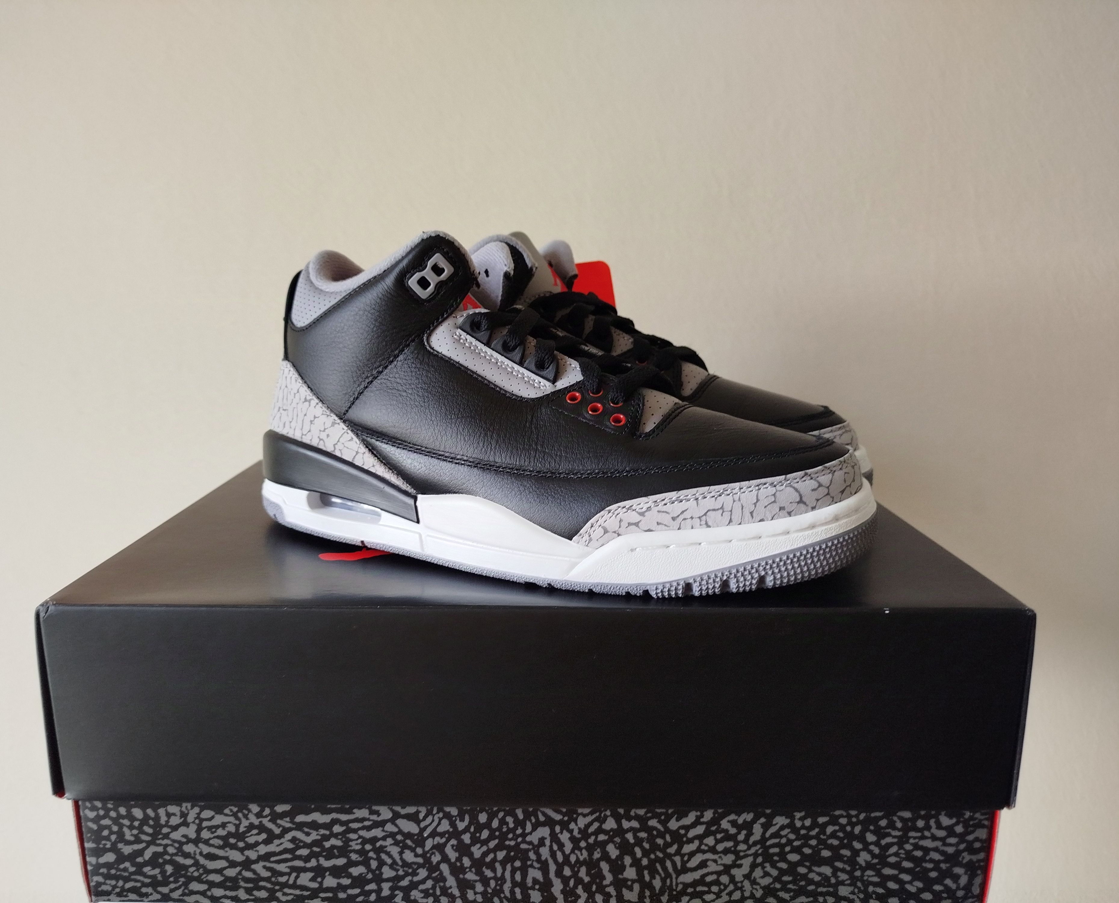 Jordan Brand Air Jordan 3 Black Cement Size US 6.5 / EU 39-40 - 1 Thumbnail