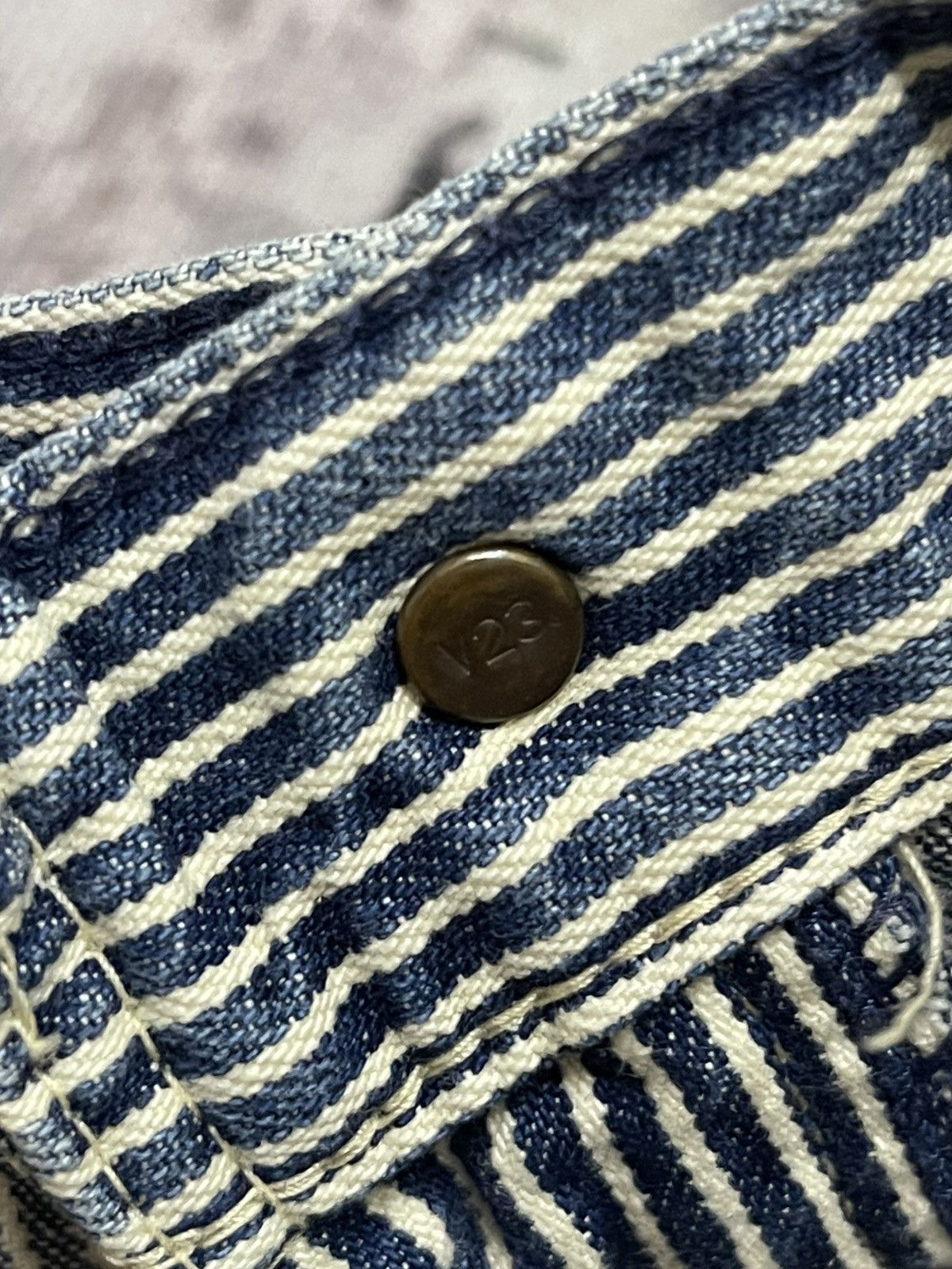 Levi's Levis Jeans White Stripe Vintage Straightcut Size US 30 / EU 46 - 19 Thumbnail
