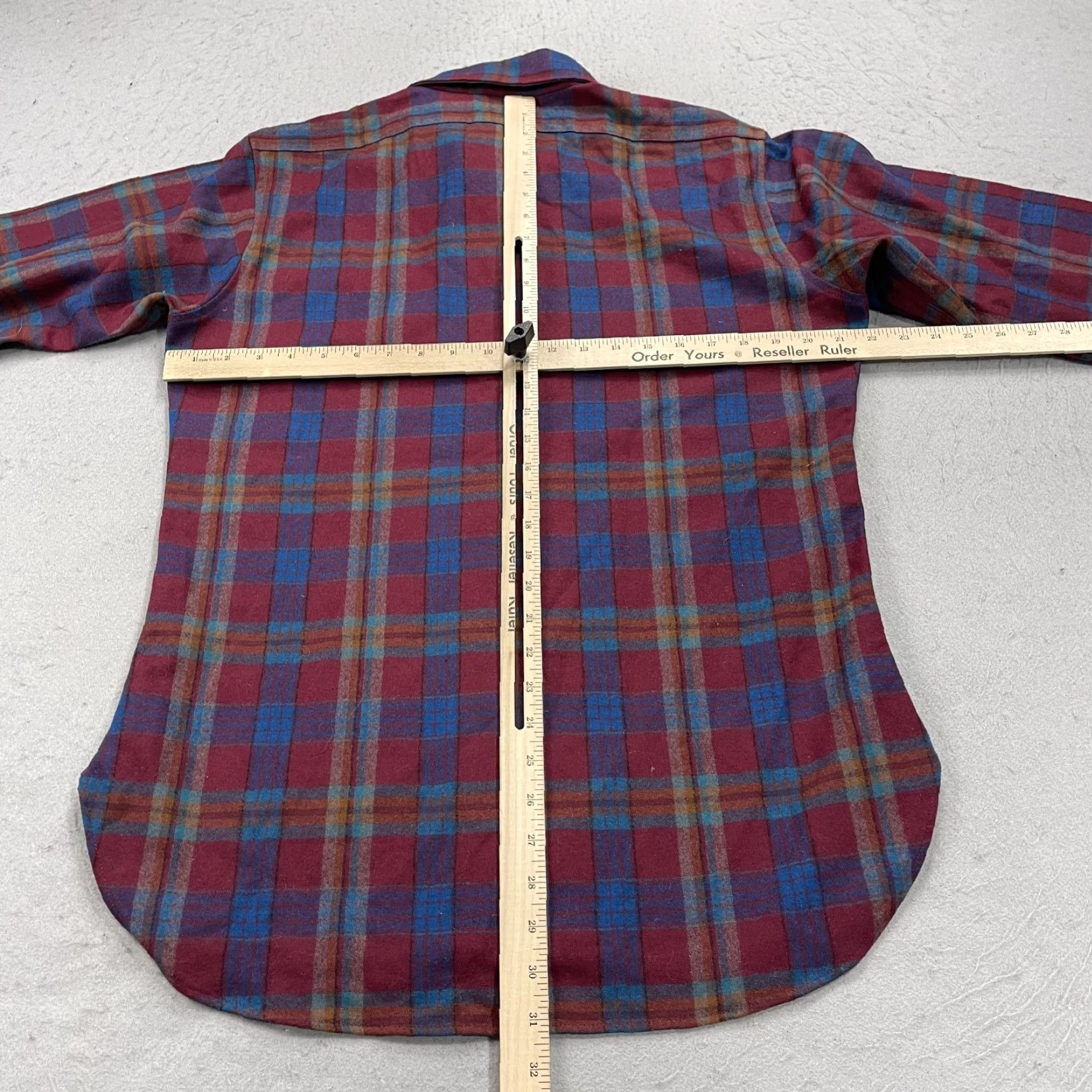 Pendleton VINTAGE Pendleton Shirt Mens M Red Plaid Wool Flannel Button-Up 70s USA 100% Virgin Wool Pockets Long Sleeve Button-Up Mens Size US M / EU 48-50 / 2 - 6 Thumbnail