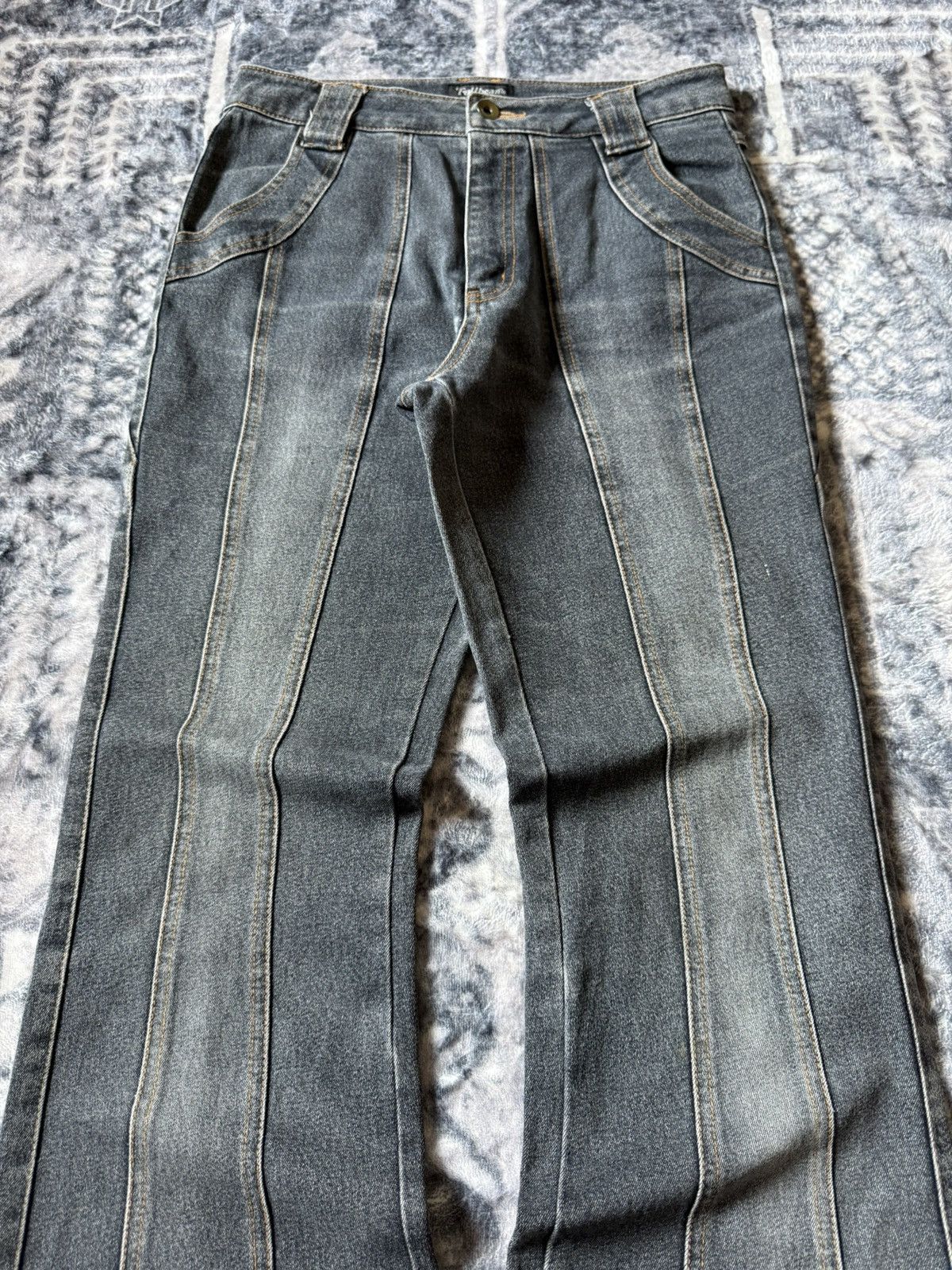 If Six Was Nine Full Heart Japan Tribal Paneled Faded Wash Flared Jeans Size US 27 - 4 Thumbnail