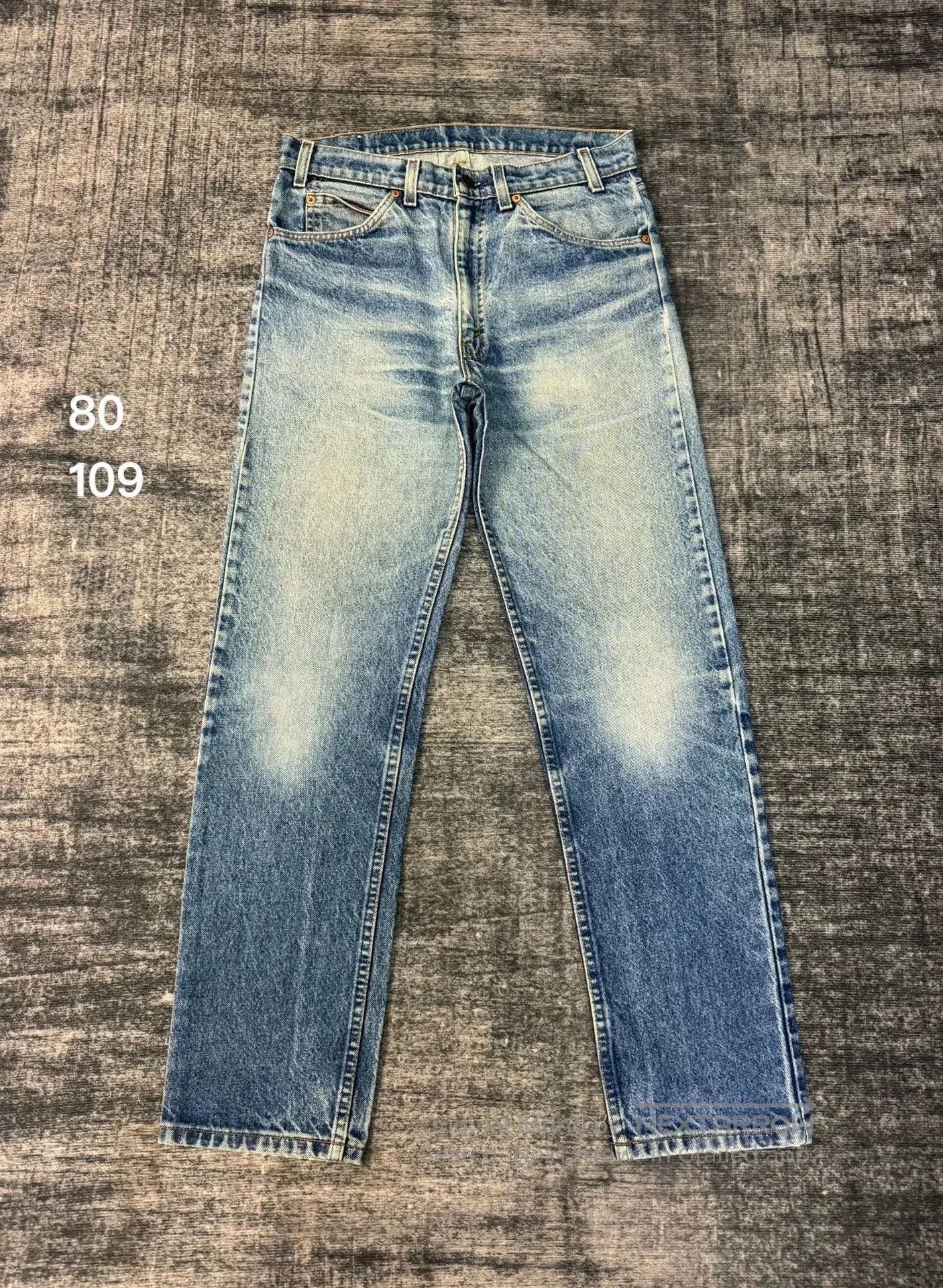 Levi's Vintage Levis 505 80s Blue Jeans. Size US 32 / EU 48 - 1 Thumbnail
