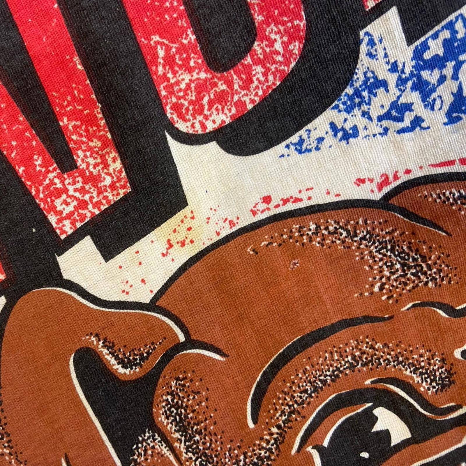 Vintage Vintage 90s Novel Tees British Bulldog AOP Tee Size US XL / EU 56 / 4 - 3 Thumbnail