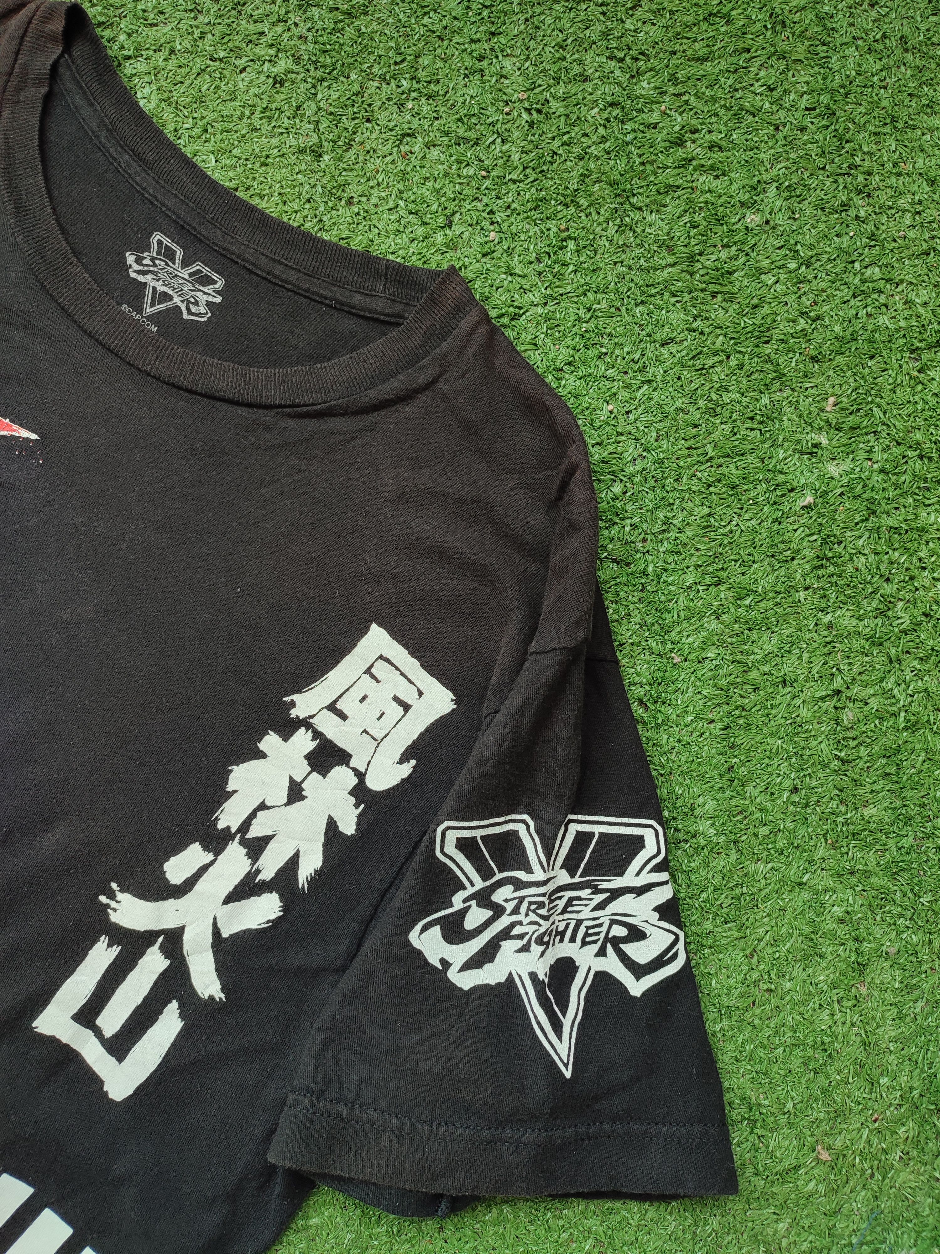 Street Fighter Vintage Street Fighter Sun Faded Tees Size US L / EU 52-54 / 3 - 7 Thumbnail