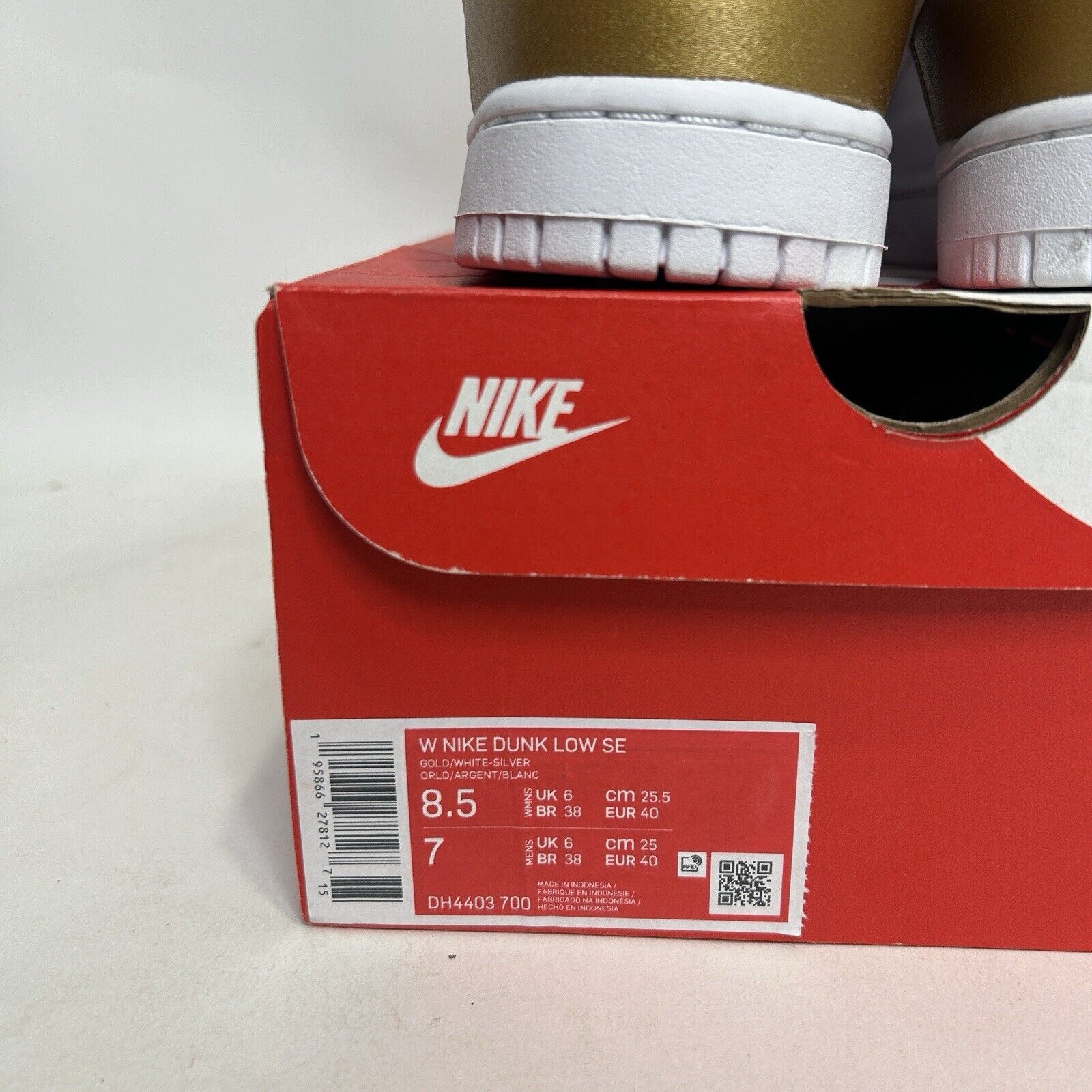 Nike Nike Dunk Low WMNS SE “Heirloom” 2024 Size US 8.5 / IT 38.5 - 5 Thumbnail