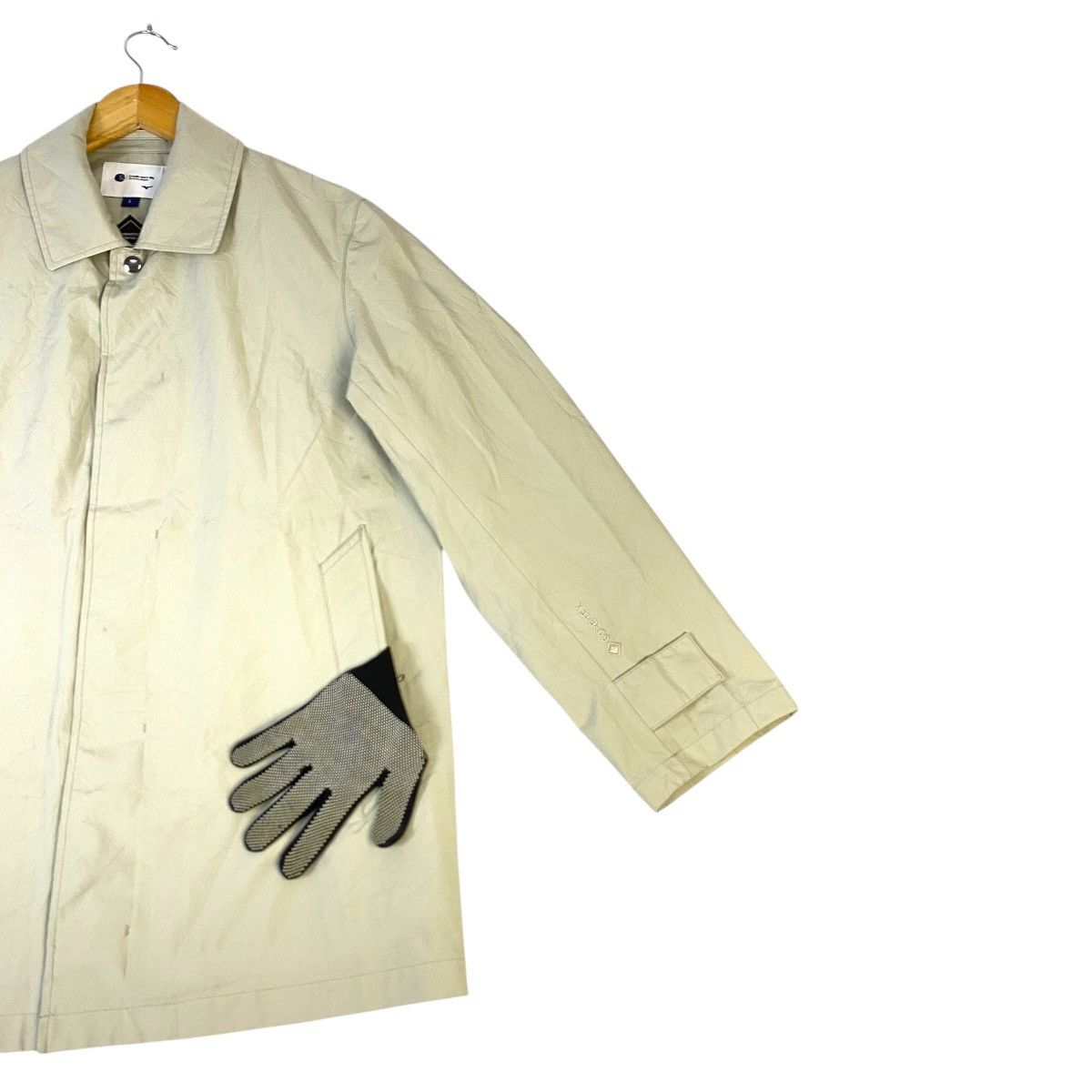 Goretex MIZUNO BUTTON UP GORETEX EMBROIDERED SPELL OUT LONG JACKET Size US L / EU 52-54 / 3 - 4 Thumbnail