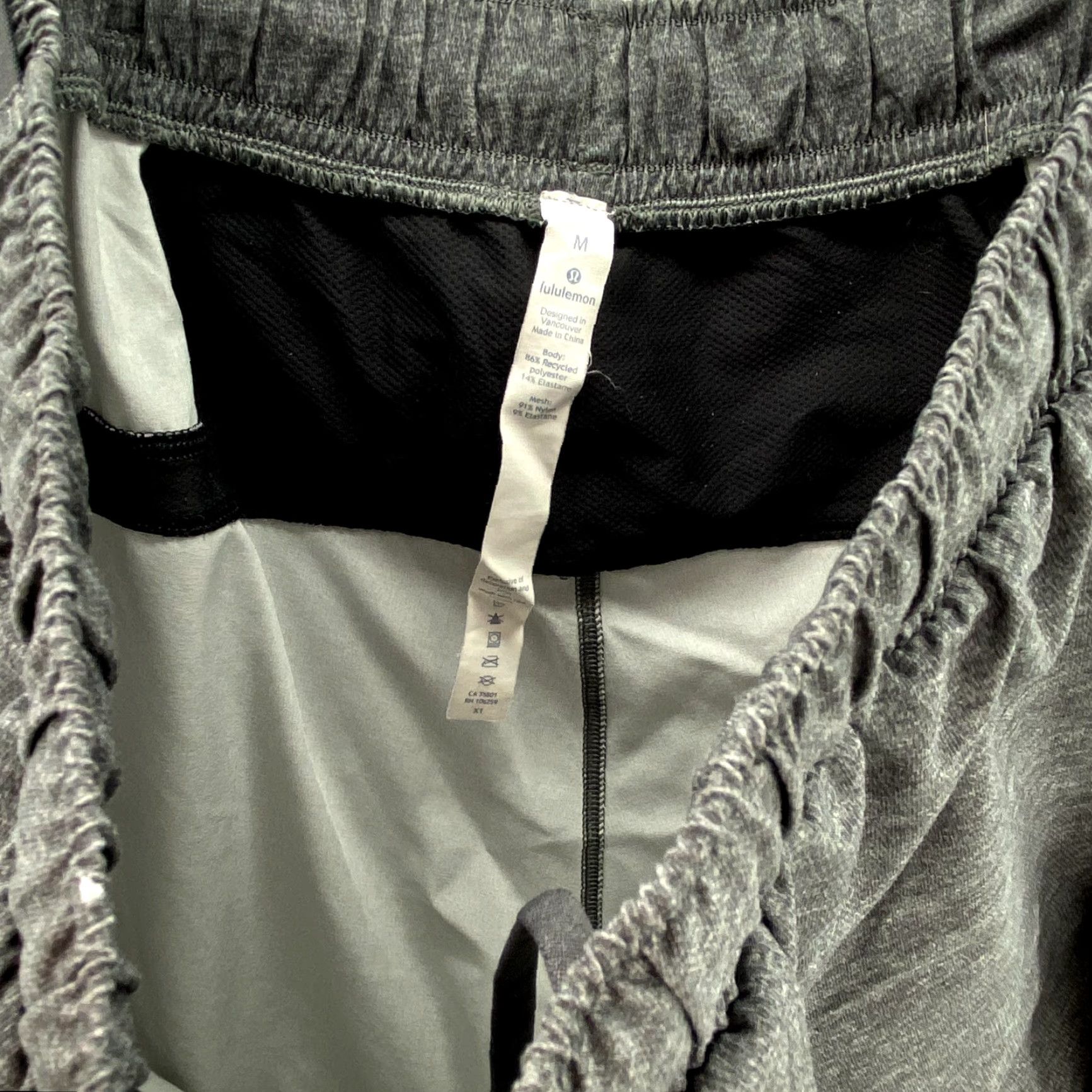 Lululemon Lululemon License to Train Shorts Men's Medium Gray Athletic Running Athleisure Size US 31 - 6 Thumbnail