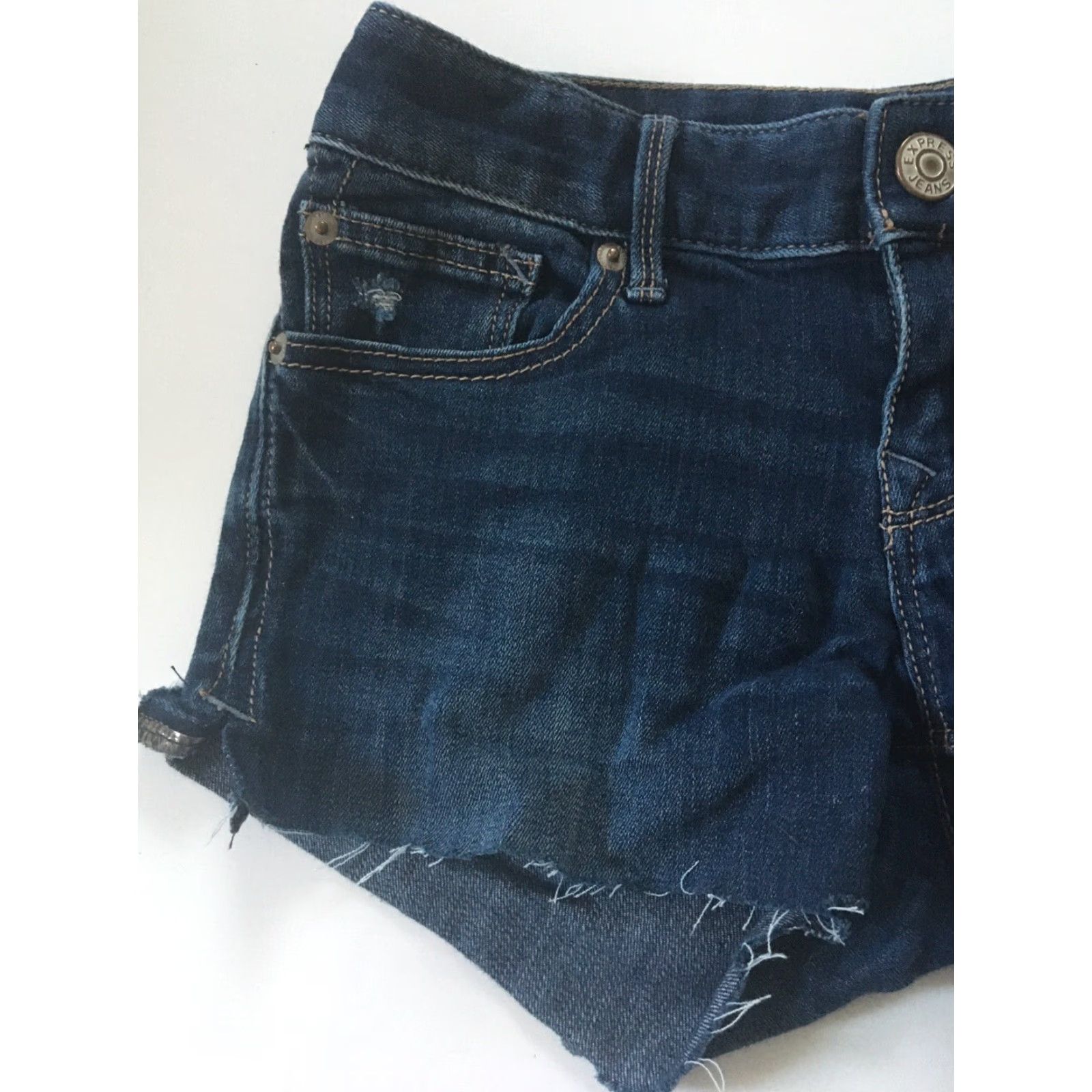 Express Express Women's Low Rise Cut-Off Distressed Denim Jean Shorts Sz 2 Skinny Stella Size 26" / US 2 / IT 38 - 3 Thumbnail
